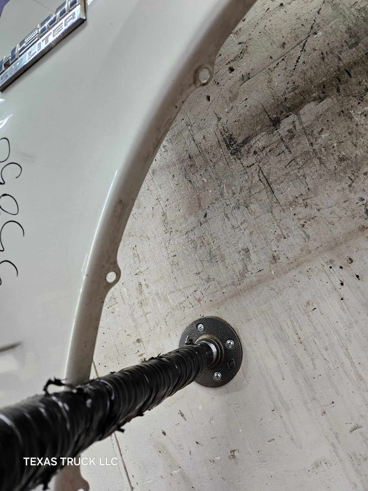 2009-2018 Dodge Ram 4th Gen RH Passenger Side Front Fender 1500 2500 3500 - Light Graystone Pearl Coat