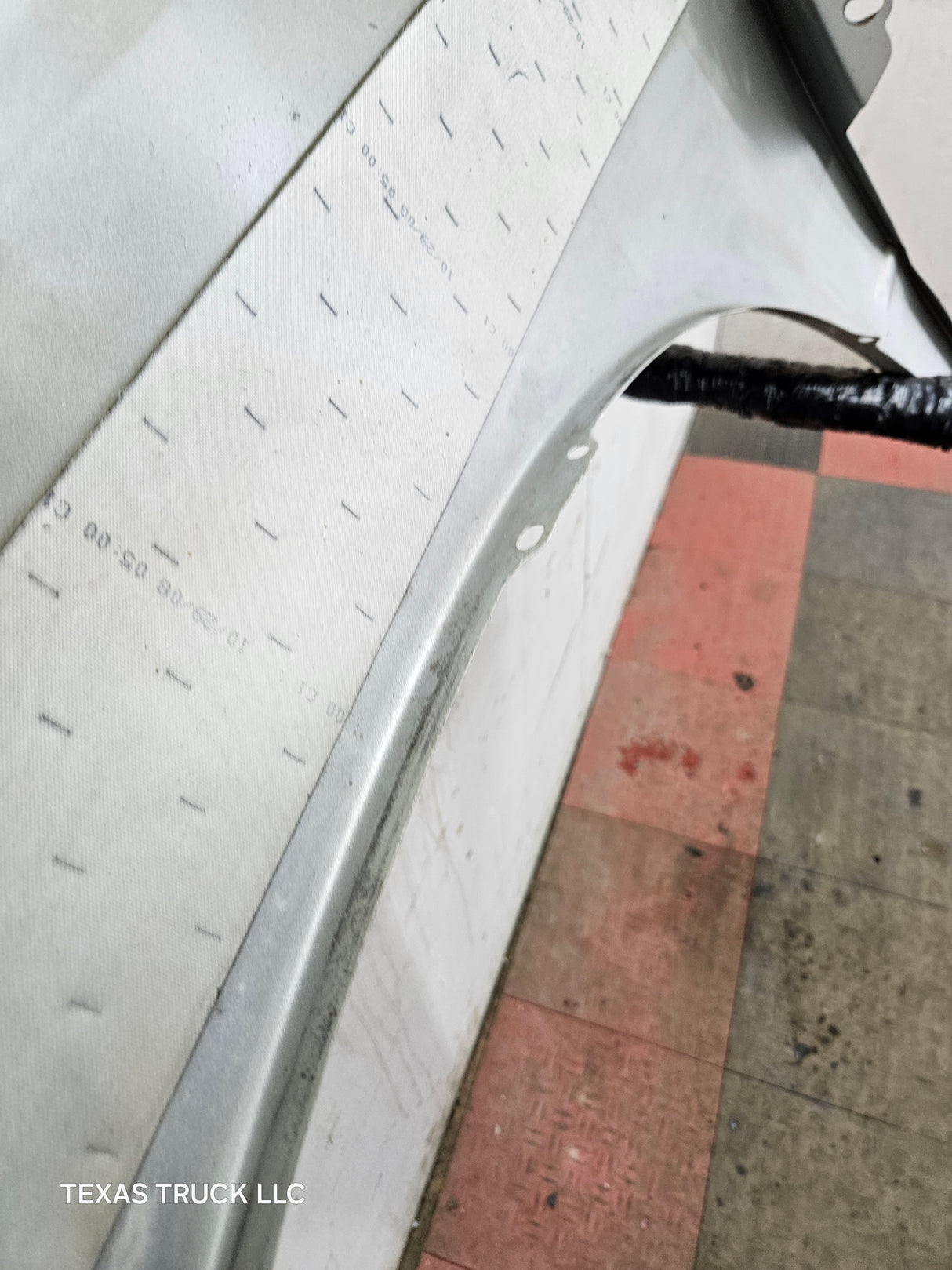 2009-2018 Dodge Ram 4th Gen RH Passenger Side Front Fender 1500 2500 3500 - Light Graystone Pearl Coat