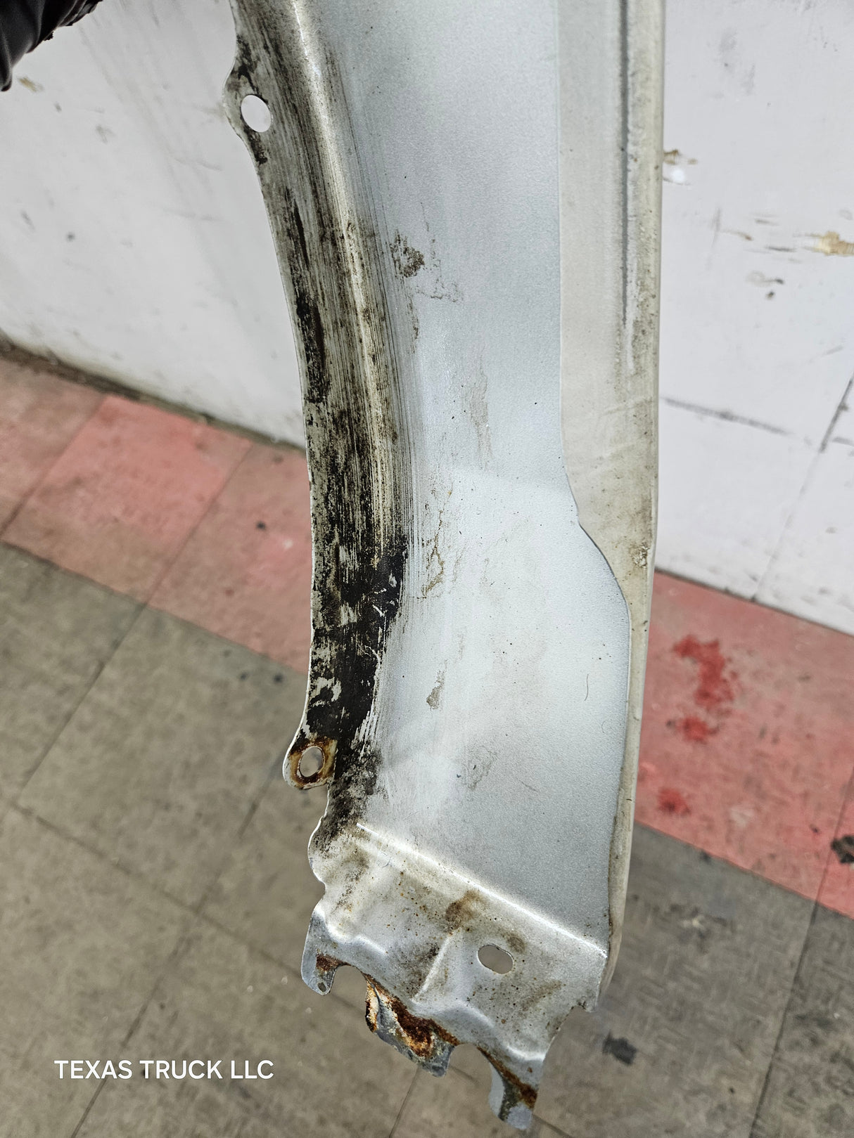 2009-2018 Dodge Ram 4th Gen RH Passenger Side Front Fender 1500 2500 3500 - Light Graystone Pearl Coat