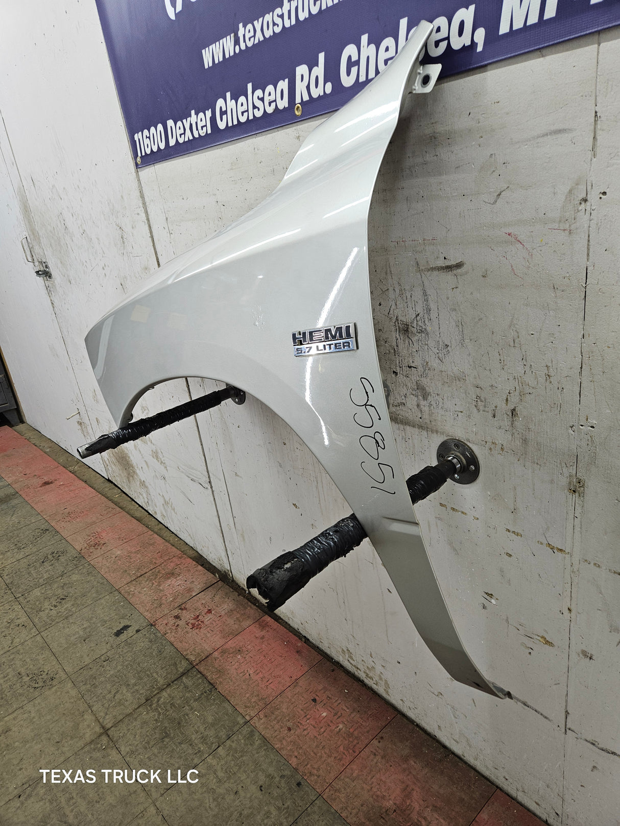 2009-2018 Dodge Ram 4th Gen LH Driver Side Front Fender 1500 2500 3500 - Light Graystone Pearl Coat