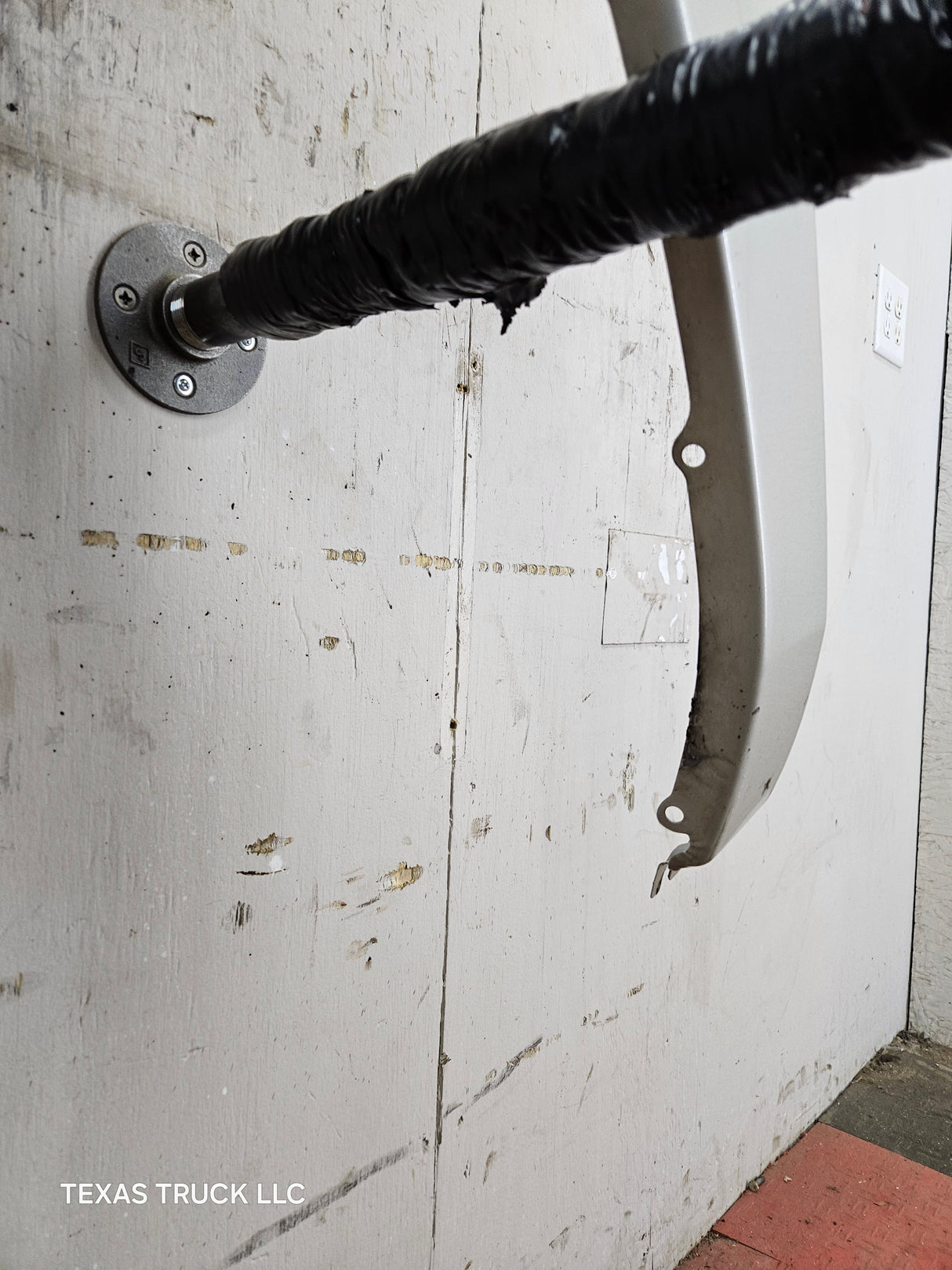 2009-2018 Dodge Ram 4th Gen LH Driver Side Front Fender 1500 2500 3500 - Light Graystone Pearl Coat