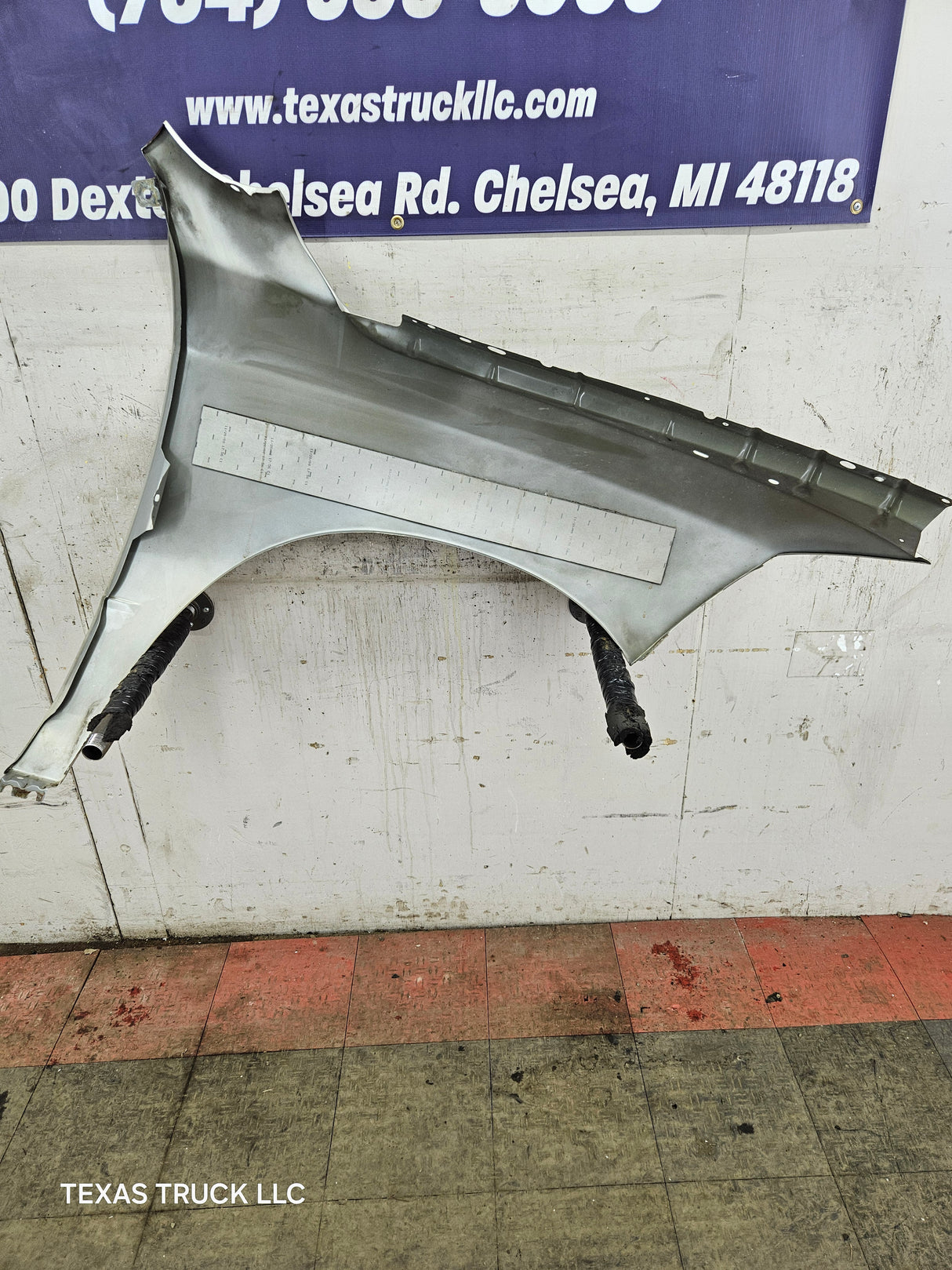 2009-2018 Dodge Ram 4th Gen LH Driver Side Front Fender 1500 2500 3500 - Light Graystone Pearl Coat