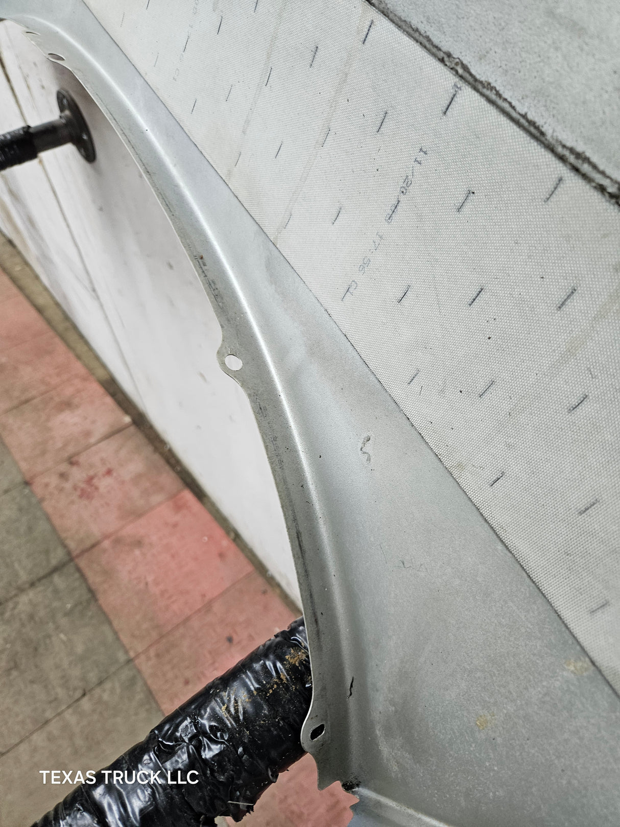 2009-2018 Dodge Ram 4th Gen LH Driver Side Front Fender 1500 2500 3500 - Light Graystone Pearl Coat