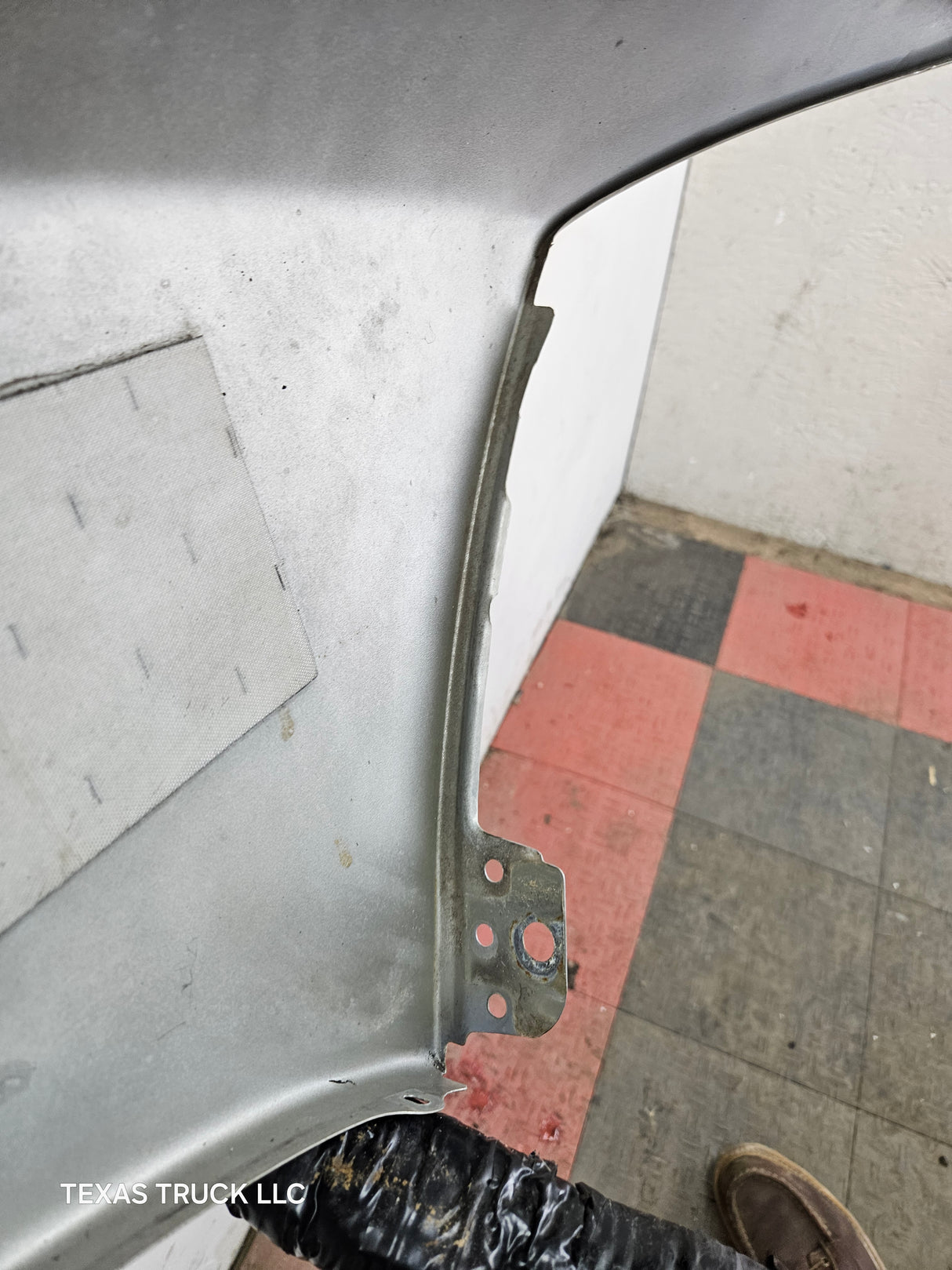 2009-2018 Dodge Ram 4th Gen LH Driver Side Front Fender 1500 2500 3500 - Light Graystone Pearl Coat