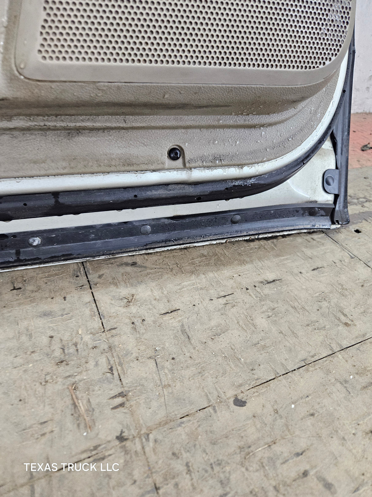 2009-2018 Dodge Ram 4th Gen Driver Side LH Front Quad Cab Door 1500 2500 3500 4500 5500 - Light Graystone Pearl Coat