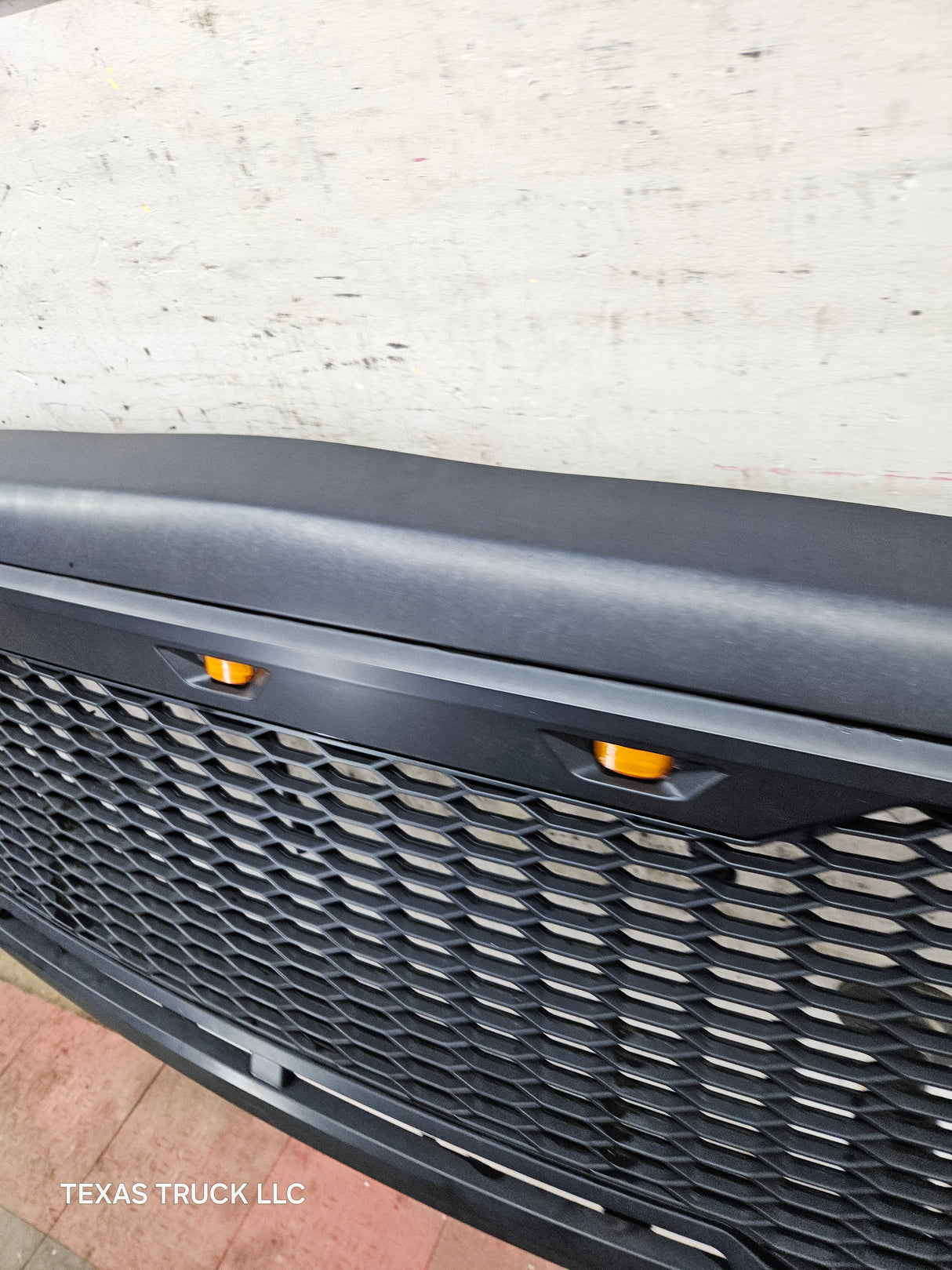 2006-2008 Dodge Ram 3rd Gen 1500 2500 3500 Black Aftermarket Grill with lights