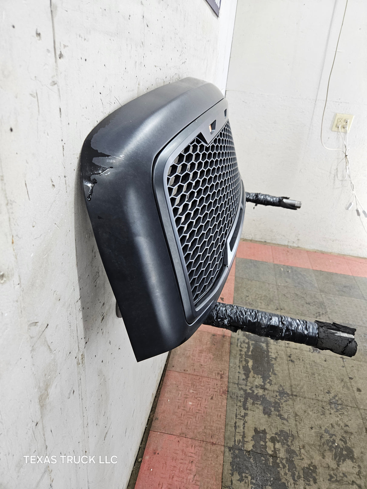 2006-2008 Dodge Ram 3rd Gen 1500 2500 3500 Black Aftermarket Grill with lights