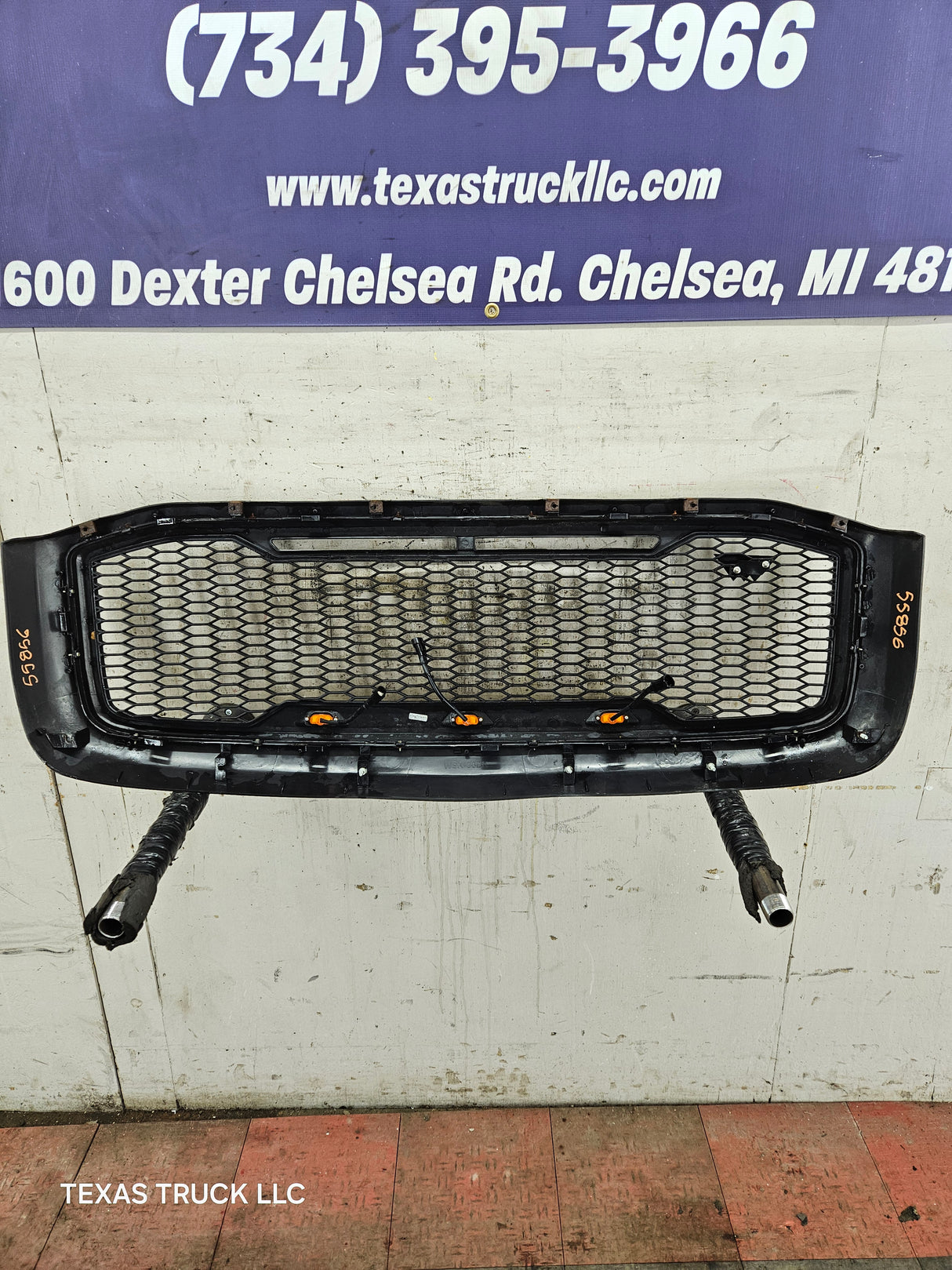 2006-2008 Dodge Ram 3rd Gen 1500 2500 3500 Black Aftermarket Grill with lights
