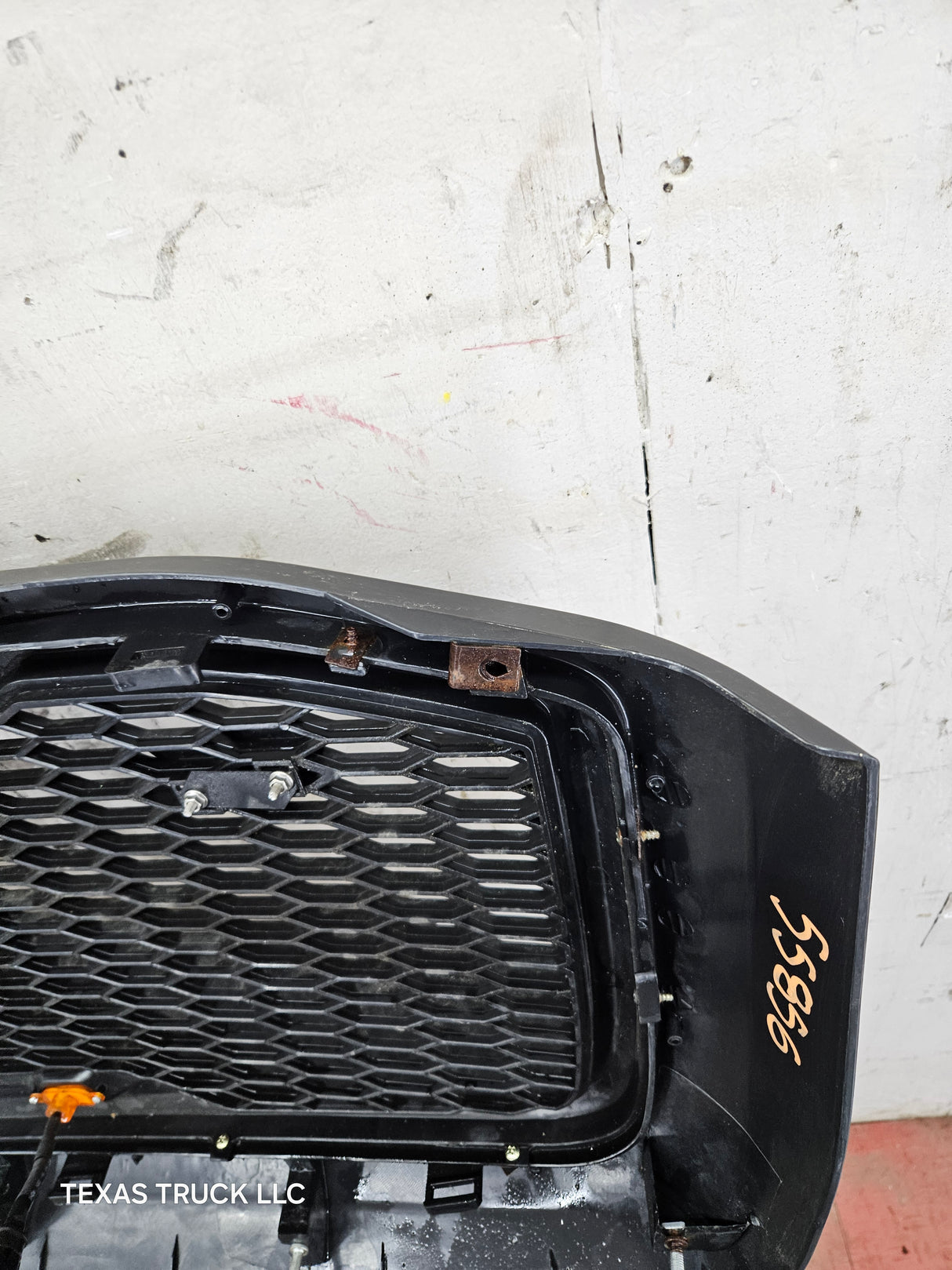 2006-2008 Dodge Ram 3rd Gen 1500 2500 3500 Black Aftermarket Grill with lights