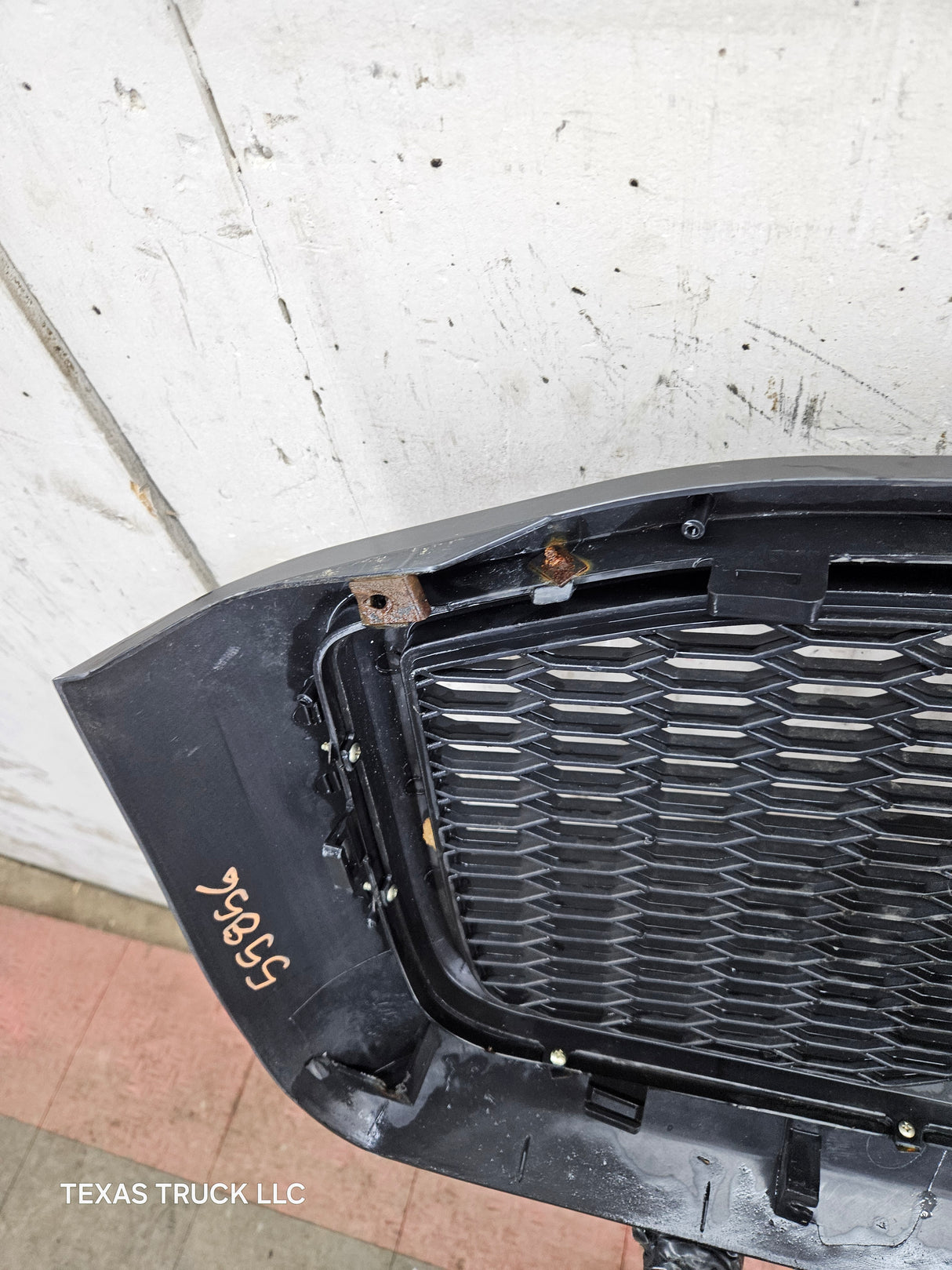 2006-2008 Dodge Ram 3rd Gen 1500 2500 3500 Black Aftermarket Grill with lights