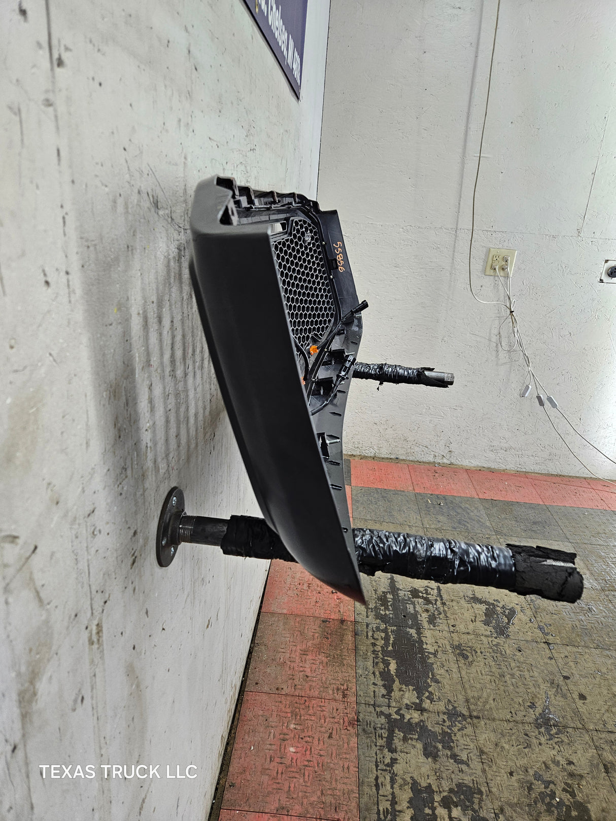 2006-2008 Dodge Ram 3rd Gen 1500 2500 3500 Black Aftermarket Grill with lights