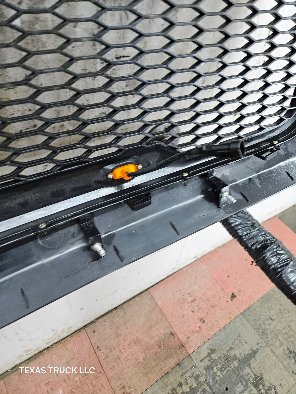 2006-2008 Dodge Ram 3rd Gen 1500 2500 3500 Black Aftermarket Grill with lights