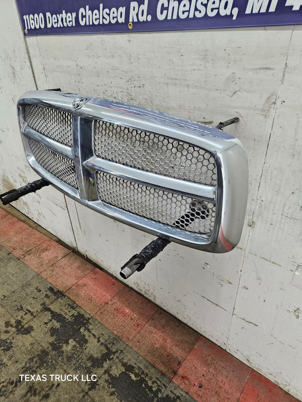 2002-2005 Dodge Ram 3rd Gen 1500 2500 3500 Chrome Grill