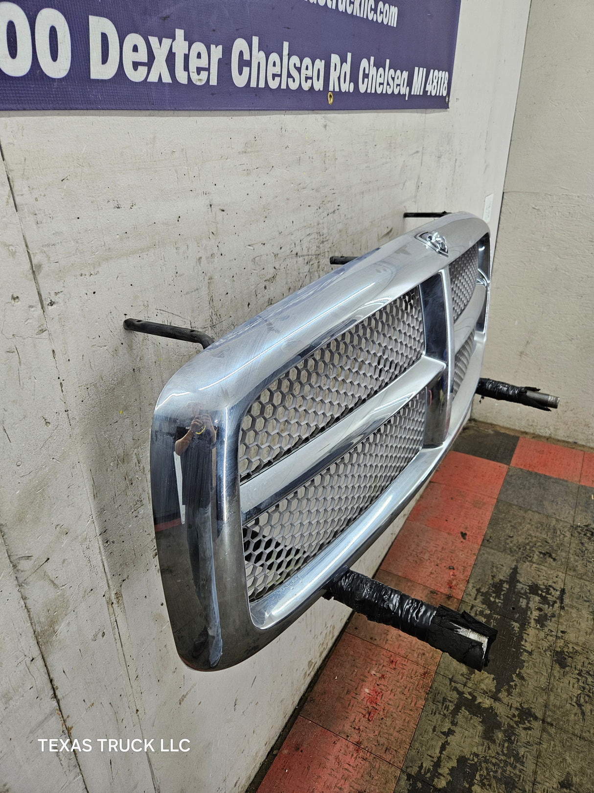 2002-2005 Dodge Ram 3rd Gen 1500 2500 3500 Chrome Grill