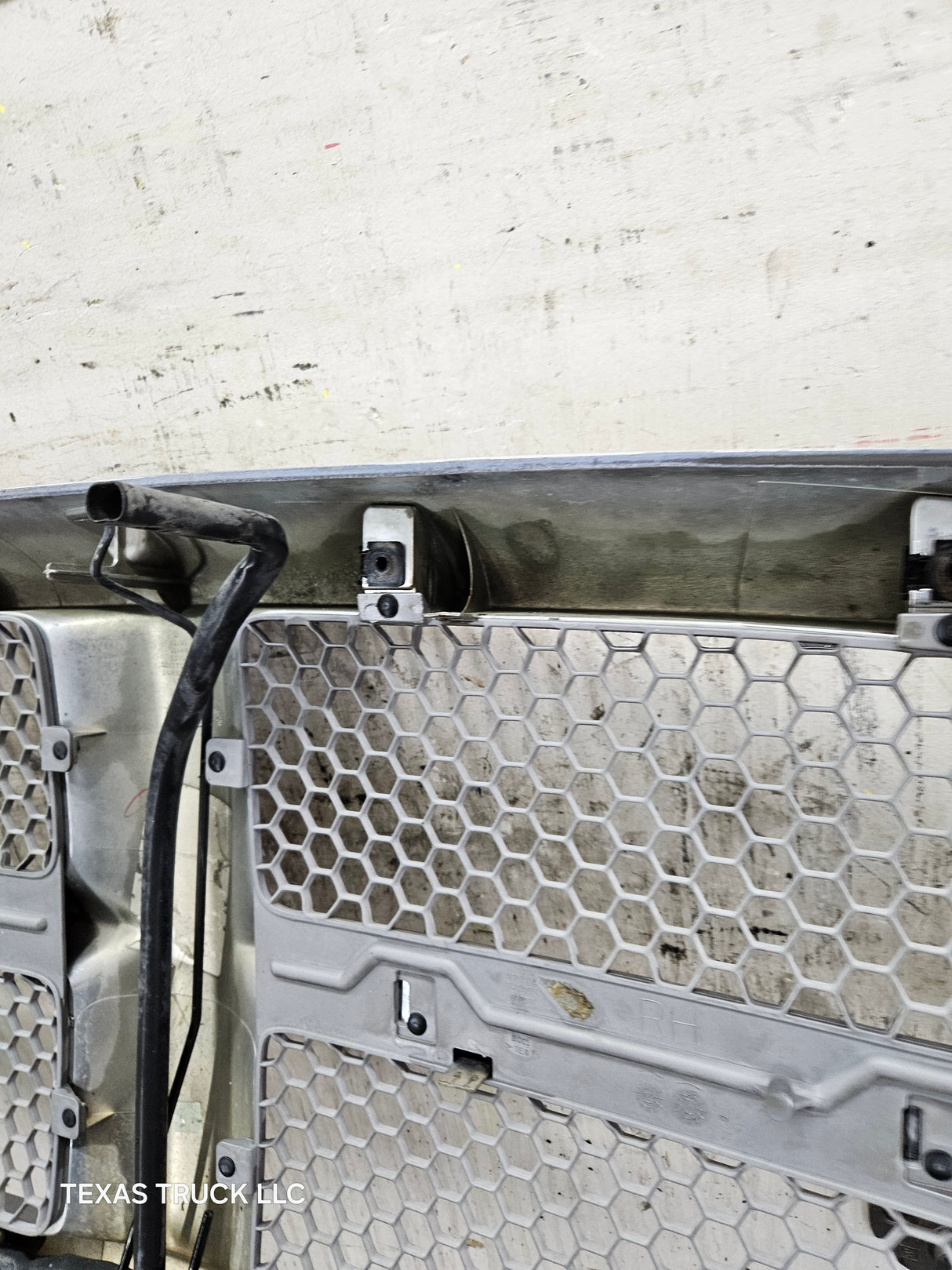 2002-2005 Dodge Ram 3rd Gen 1500 2500 3500 Chrome Grill