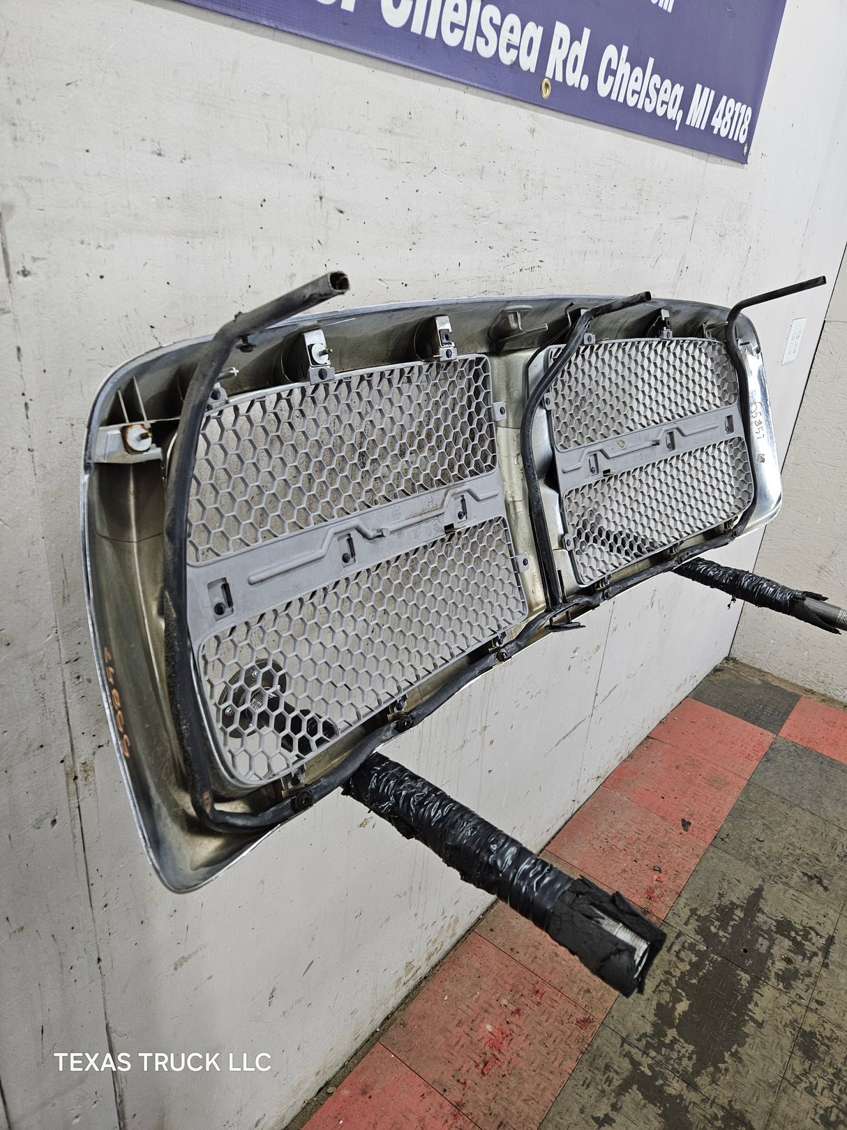 2002-2005 Dodge Ram 3rd Gen 1500 2500 3500 Chrome Grill