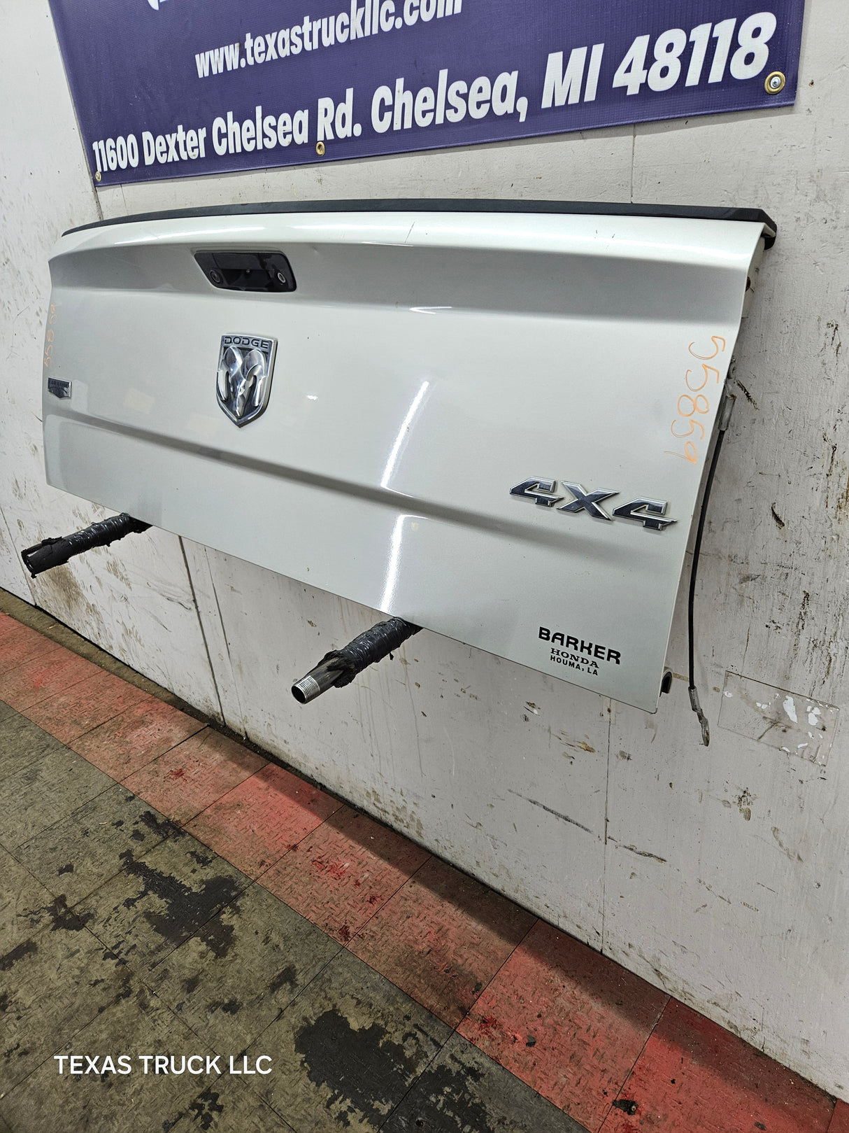 2009-2018 Dodge Ram 4th Gen 1500 2500 3500 Tailgate - Light Graystone Pearl Coat