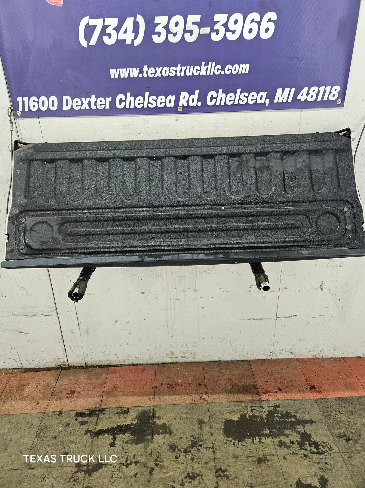 2009-2018 Dodge Ram 4th Gen 1500 2500 3500 Tailgate - Light Graystone Pearl Coat