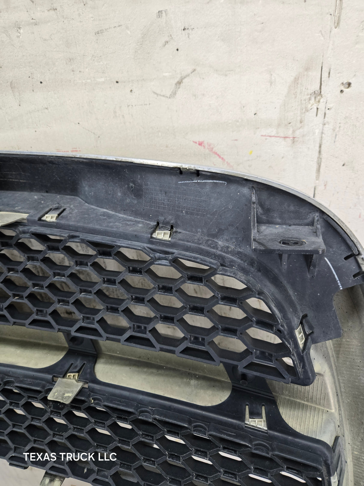 2009-2011 Dodge Ram 1500 Chrome Grill Surround