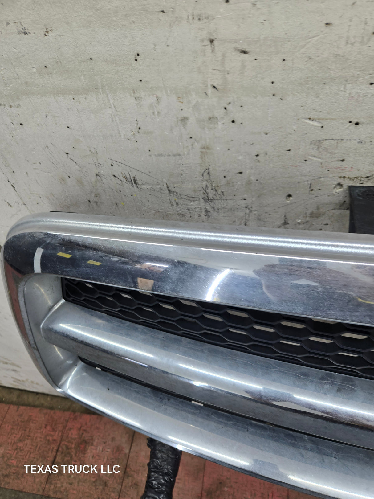 2009-2011 Dodge Ram 1500 Chrome Grill Surround