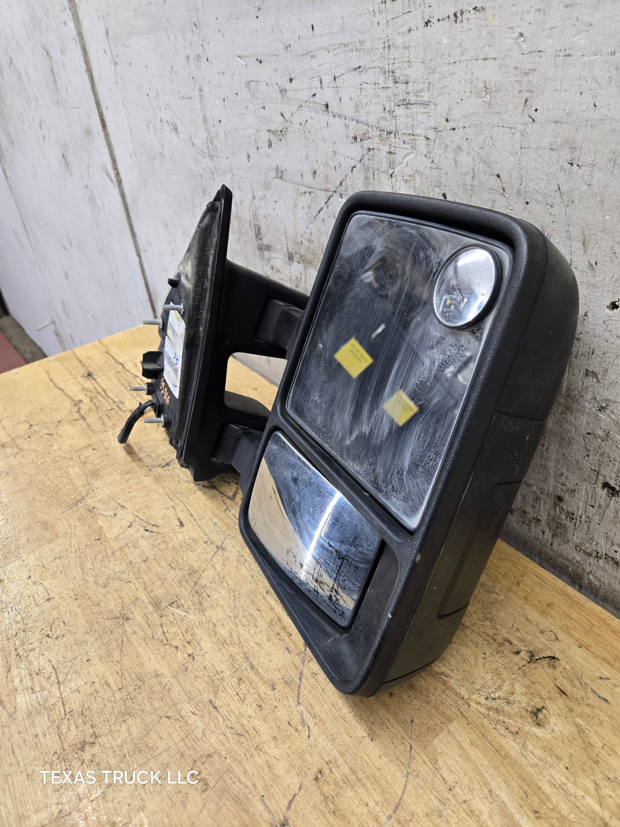 2008-2016 Ford Super Duty F250 F350 F450 F550 RH Passenger Side Manual Towing Mirror OEM