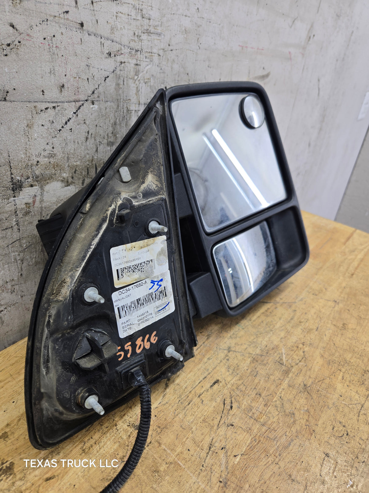 2008-2016 Ford Super Duty F250 F350 F450 F550 RH Passenger Side Manual Towing Mirror OEM