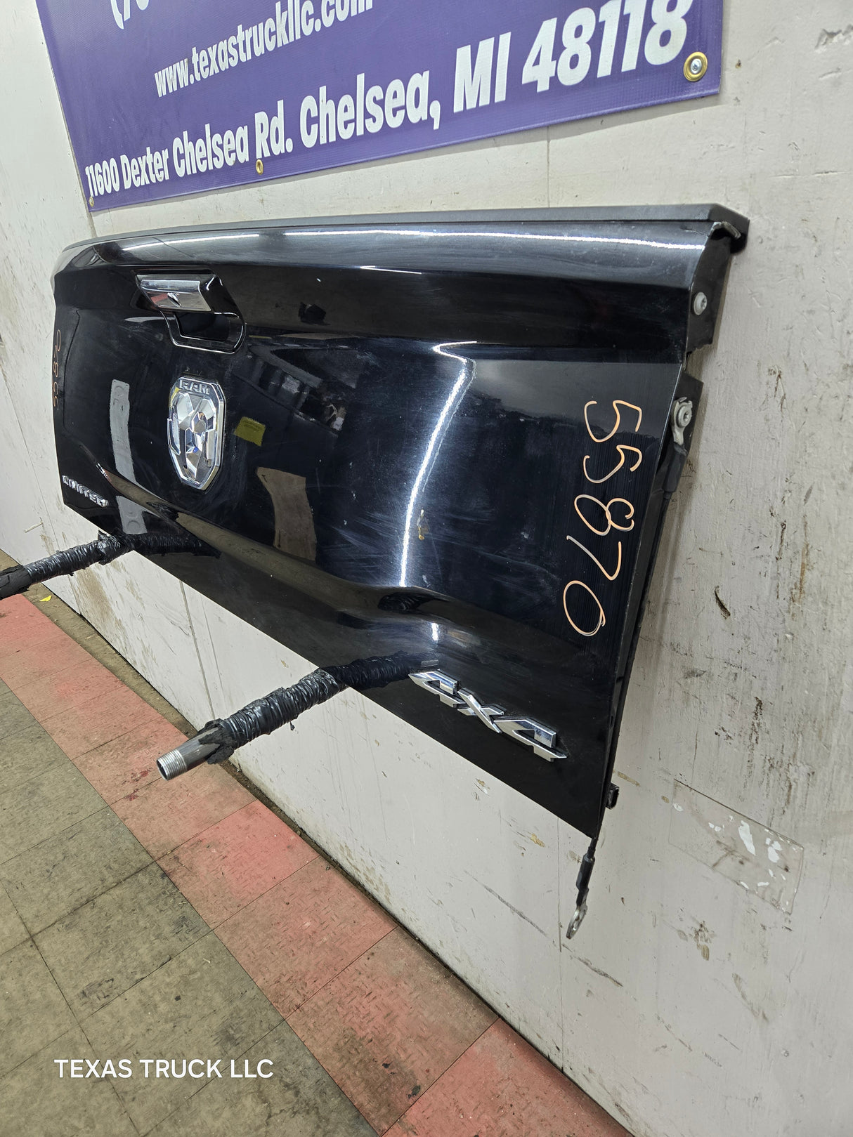 2019-2025 Dodge Ram 2500 3500 4500 5th Gen Tailgate - Black