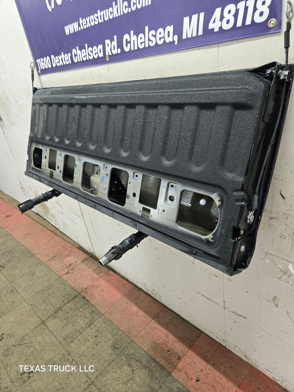 2019-2025 Dodge Ram 2500 3500 4500 5th Gen Tailgate - Black