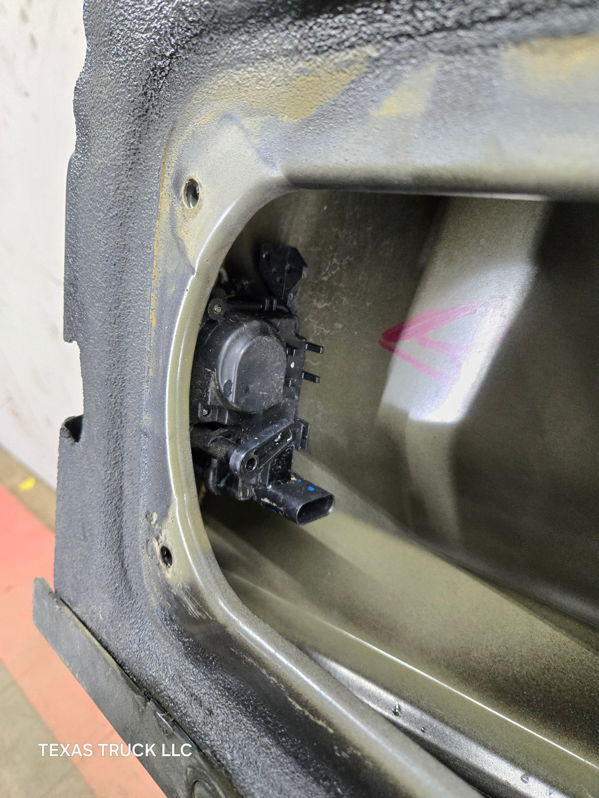 2019-2025 Dodge Ram 2500 3500 4500 5th Gen Tailgate - Black