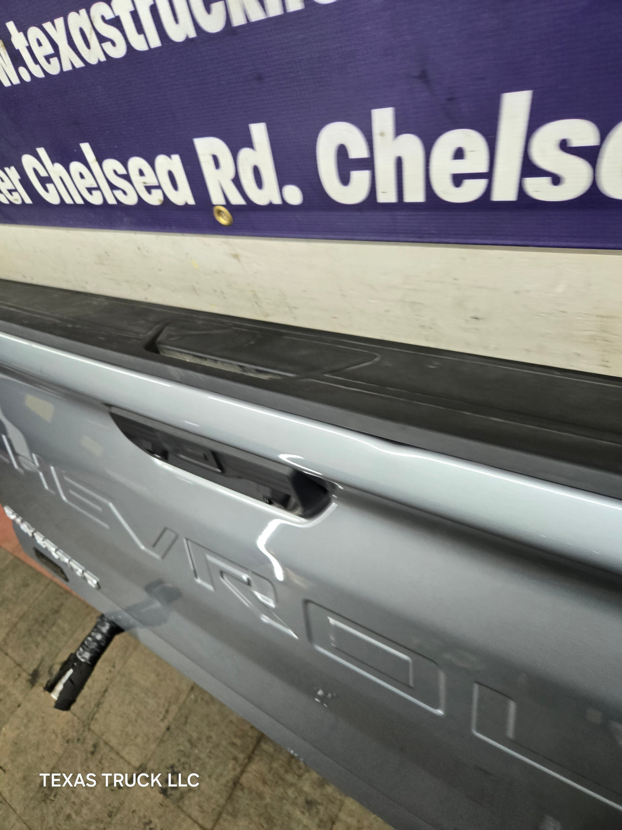 2019-2025 Chevrolet Silverado 2500 3500 Truck Tailgate Power Up / Down Gate