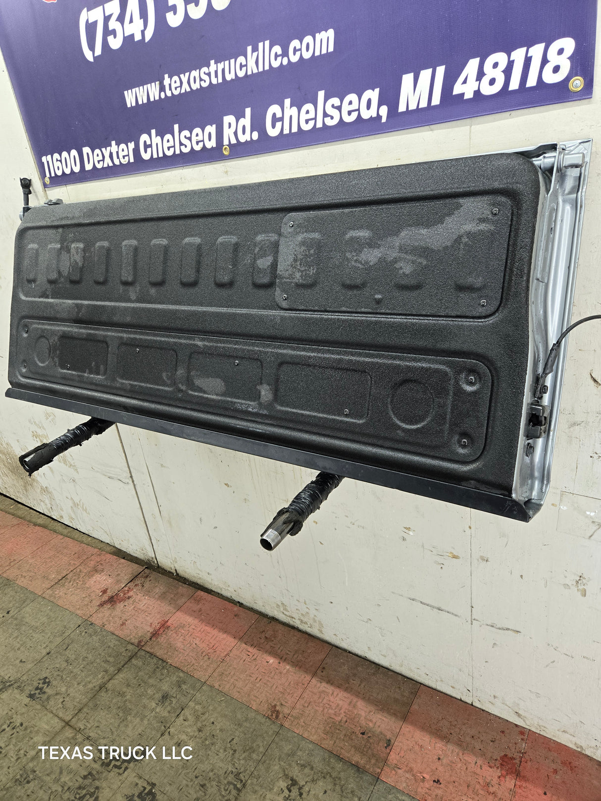 2019-2025 Chevrolet Silverado 2500 3500 Truck Tailgate Power Up / Down Gate