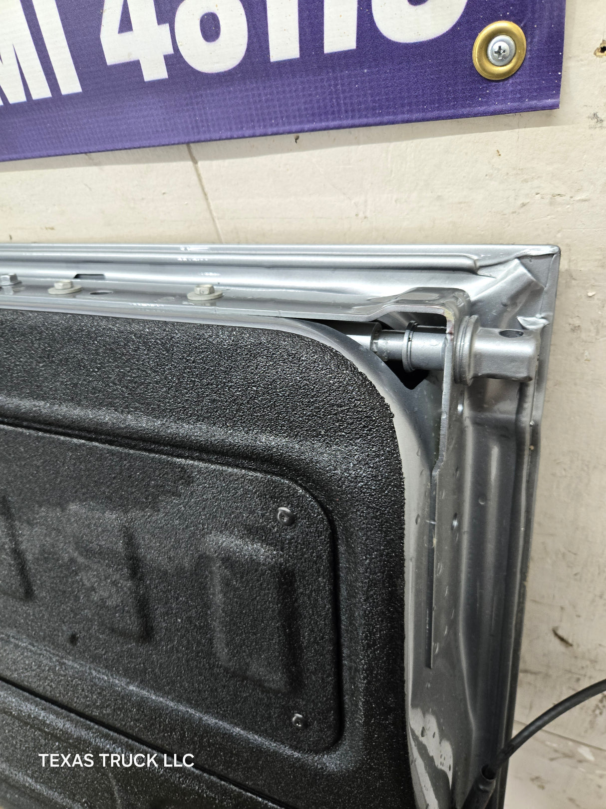 2019-2025 Chevrolet Silverado 2500 3500 Truck Tailgate Power Up / Down Gate