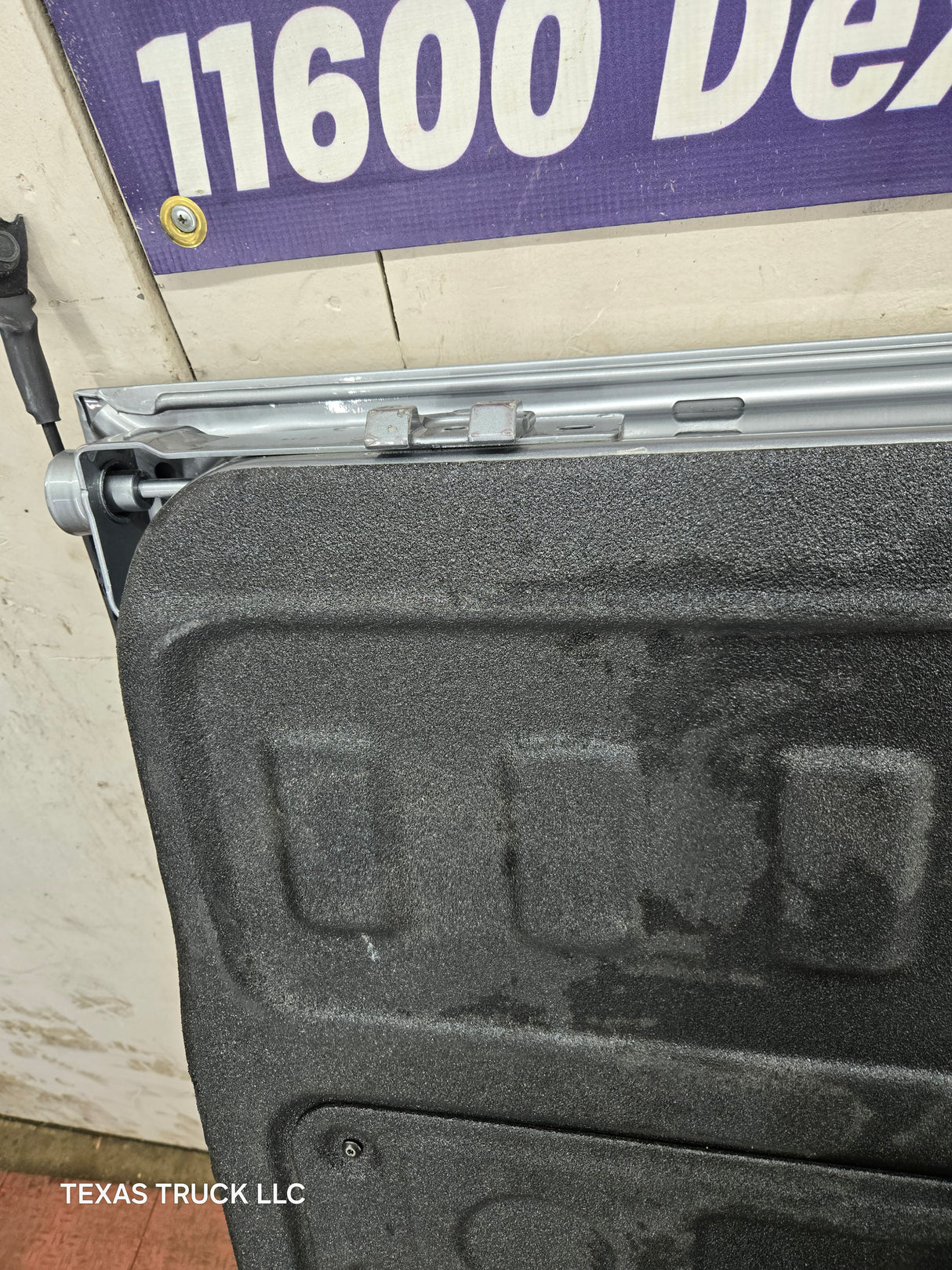 2019-2025 Chevrolet Silverado 2500 3500 Truck Tailgate Power Up / Down Gate