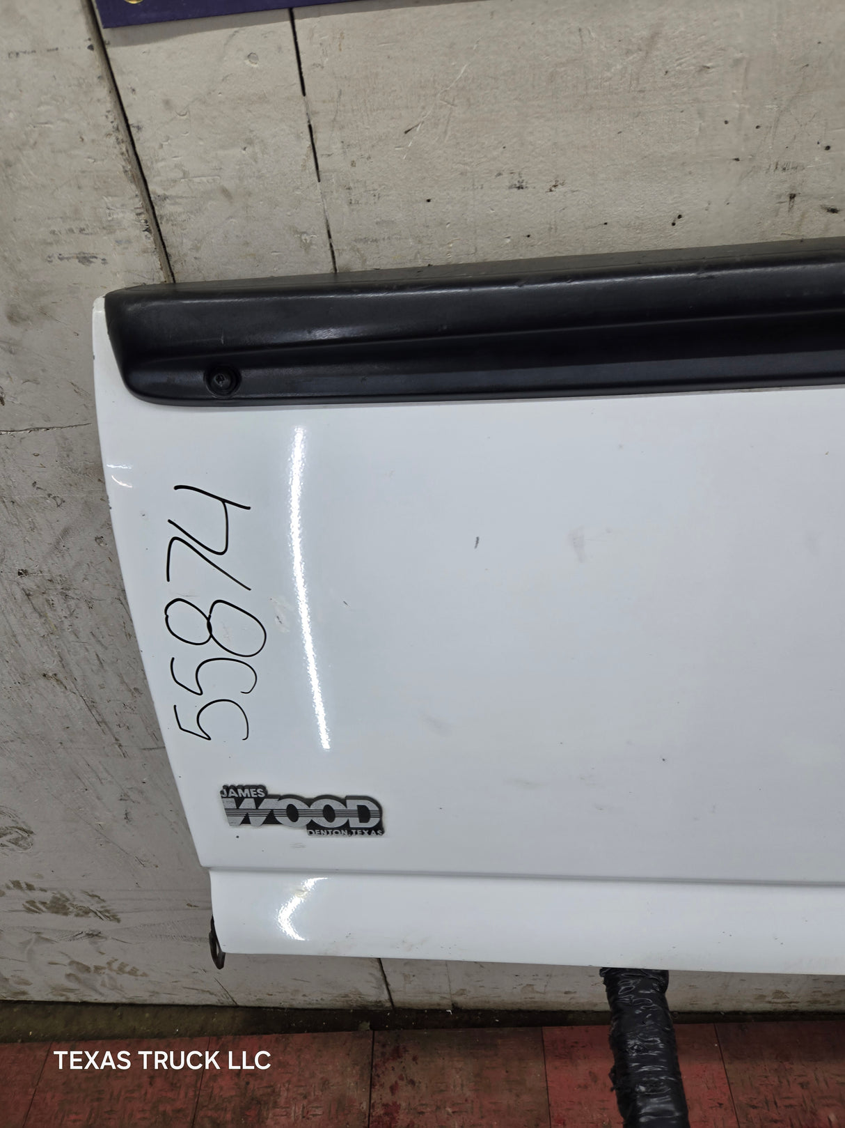 1999-2007 Chevrolet Silverado / GMC Sierra 1500 2500 3500 Tailgate - Summit White