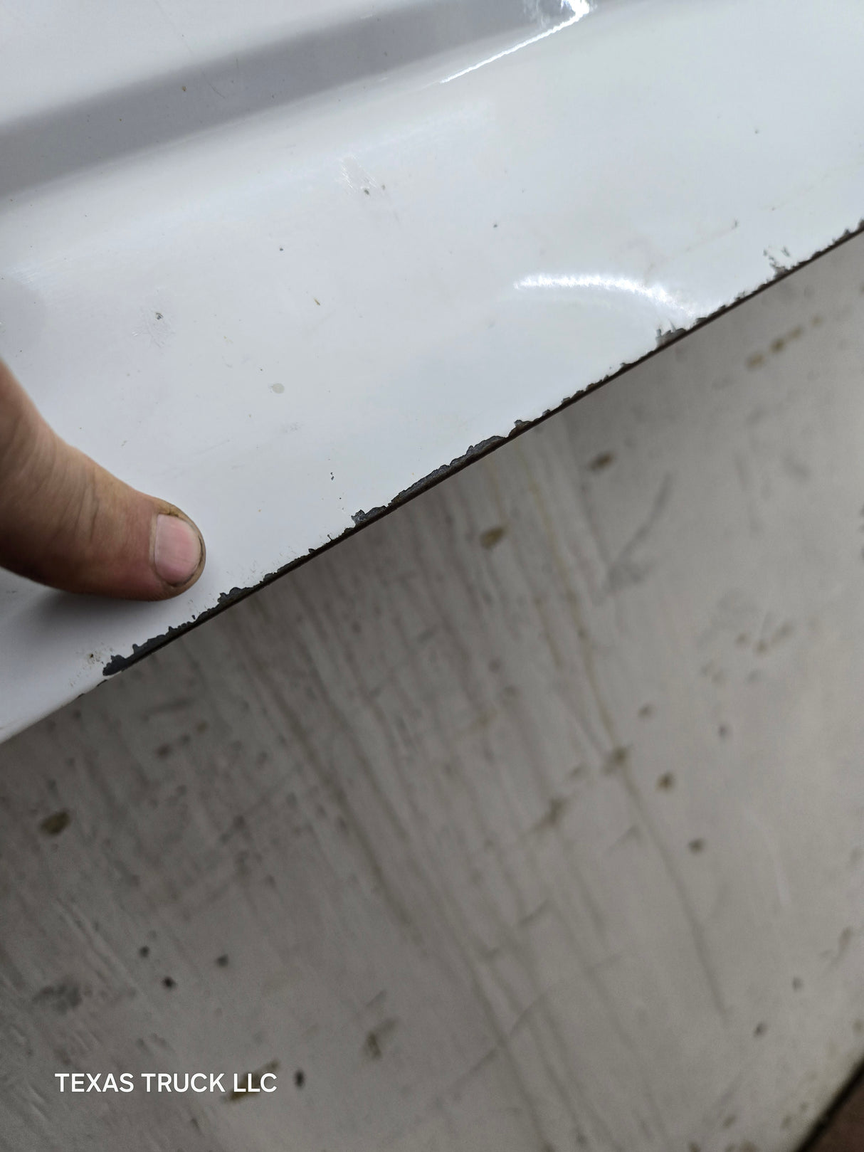 1999-2007 Chevrolet Silverado / GMC Sierra 1500 2500 3500 Tailgate - Summit White