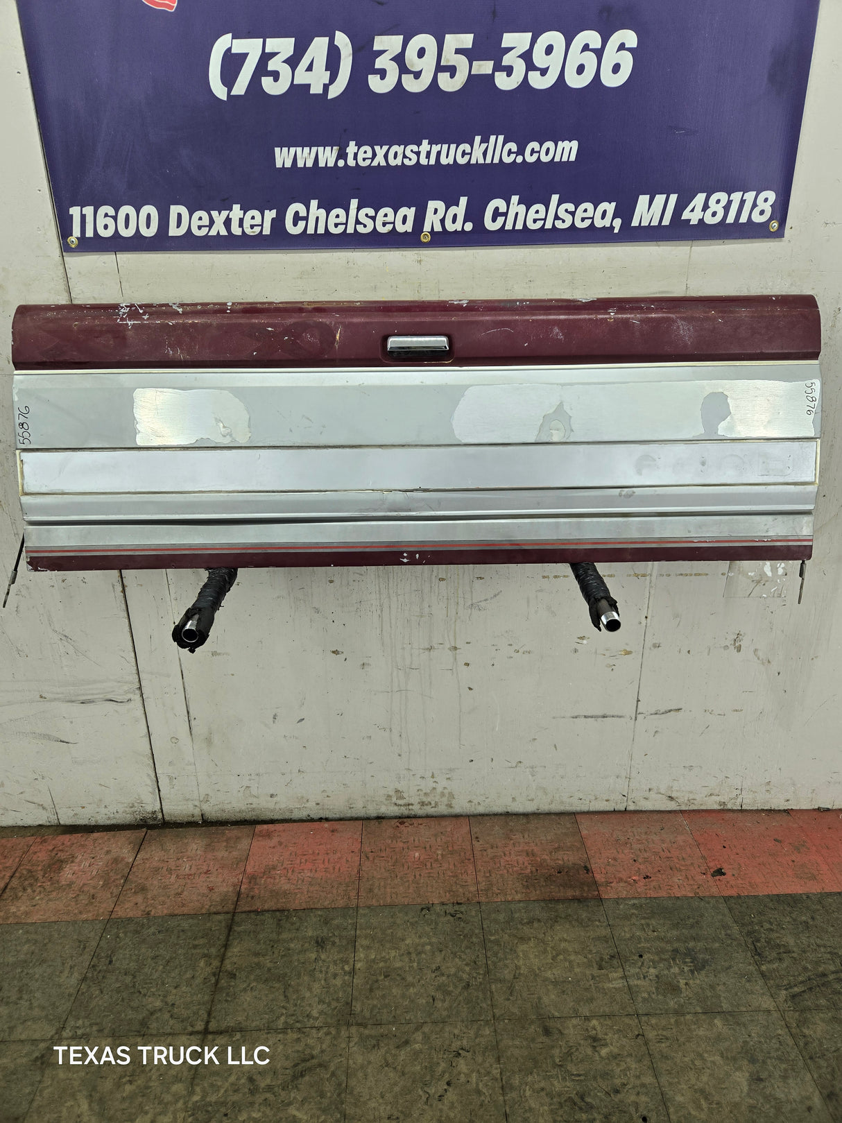 1980-1997 Bullnose / Bricknose / OBS Ford F100 F150 F250 F350 Tailgate