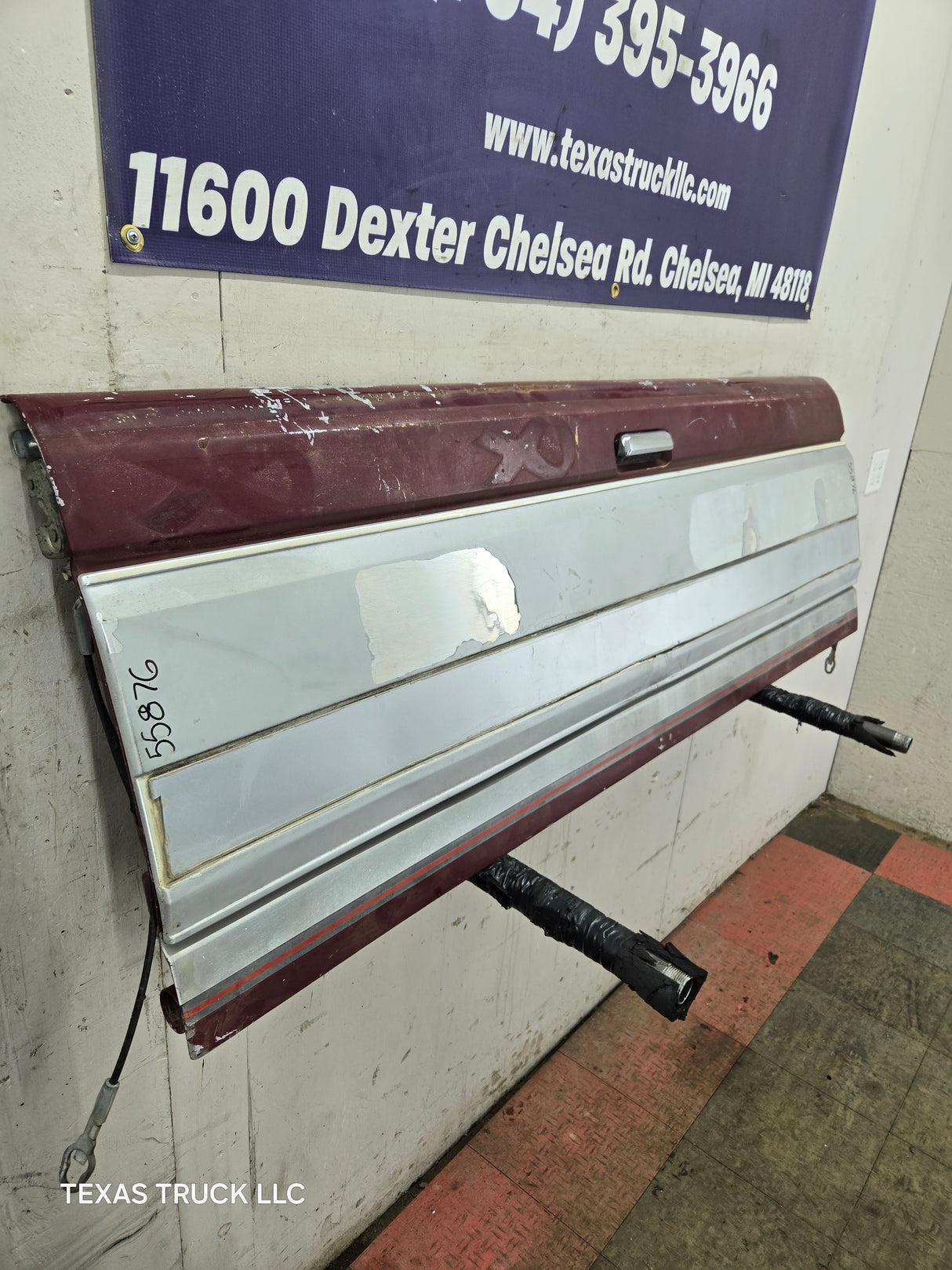 1980-1997 Bullnose / Bricknose / OBS Ford F100 F150 F250 F350 Tailgate