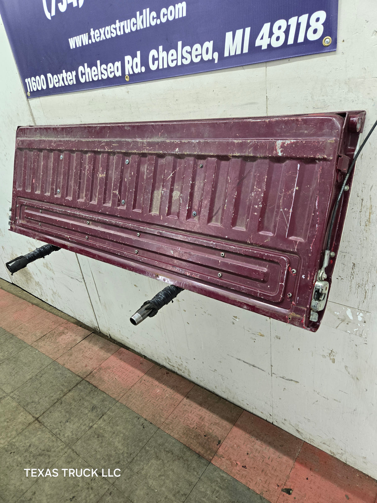 1980-1997 Bullnose / Bricknose / OBS Ford F100 F150 F250 F350 Tailgate