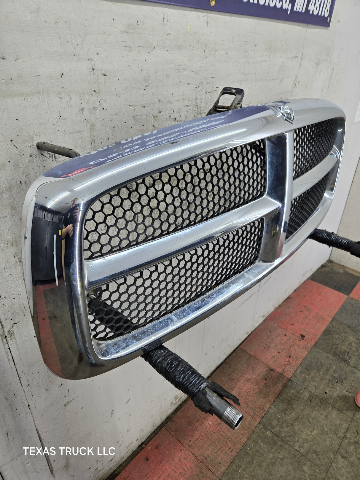 2002-2005 Dodge Ram 3rd Gen 1500 2500 3500 Chrome Grill