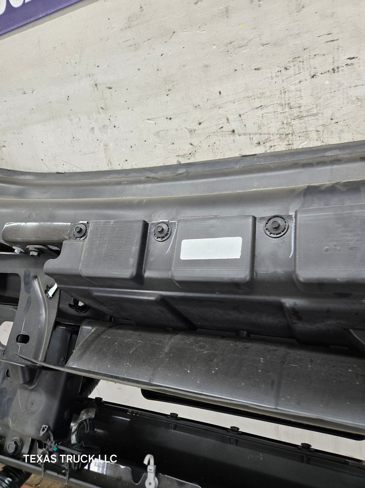 2023-2025 Ford Super Duty F250 F350 Front Bumper with Sensors - Brown