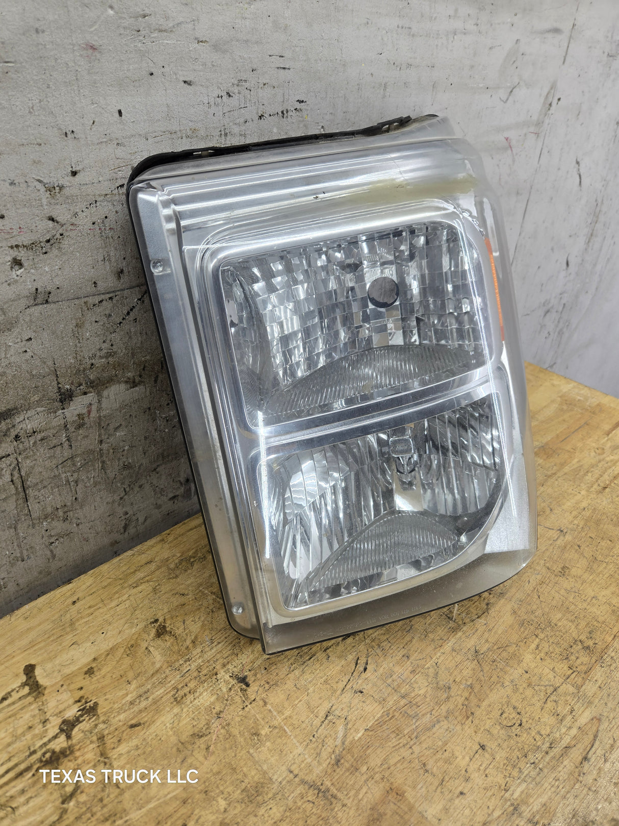 2011-2016 Ford Super Duty F250 F350 F450 F550 LH Driver Side Headlight 6.7L Power Stroke 6.2L Gas BC34-13006-A