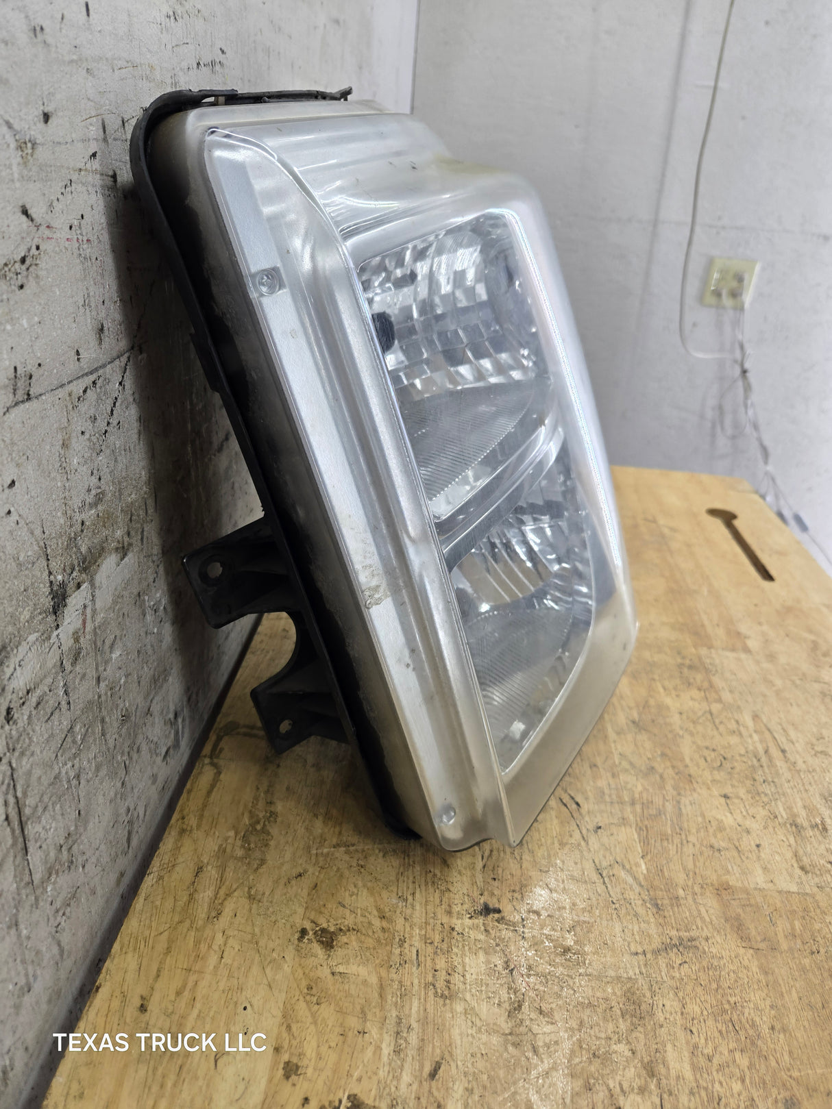 2011-2016 Ford Super Duty F250 F350 F450 F550 LH Driver Side Headlight 6.7L Power Stroke 6.2L Gas BC34-13006-A