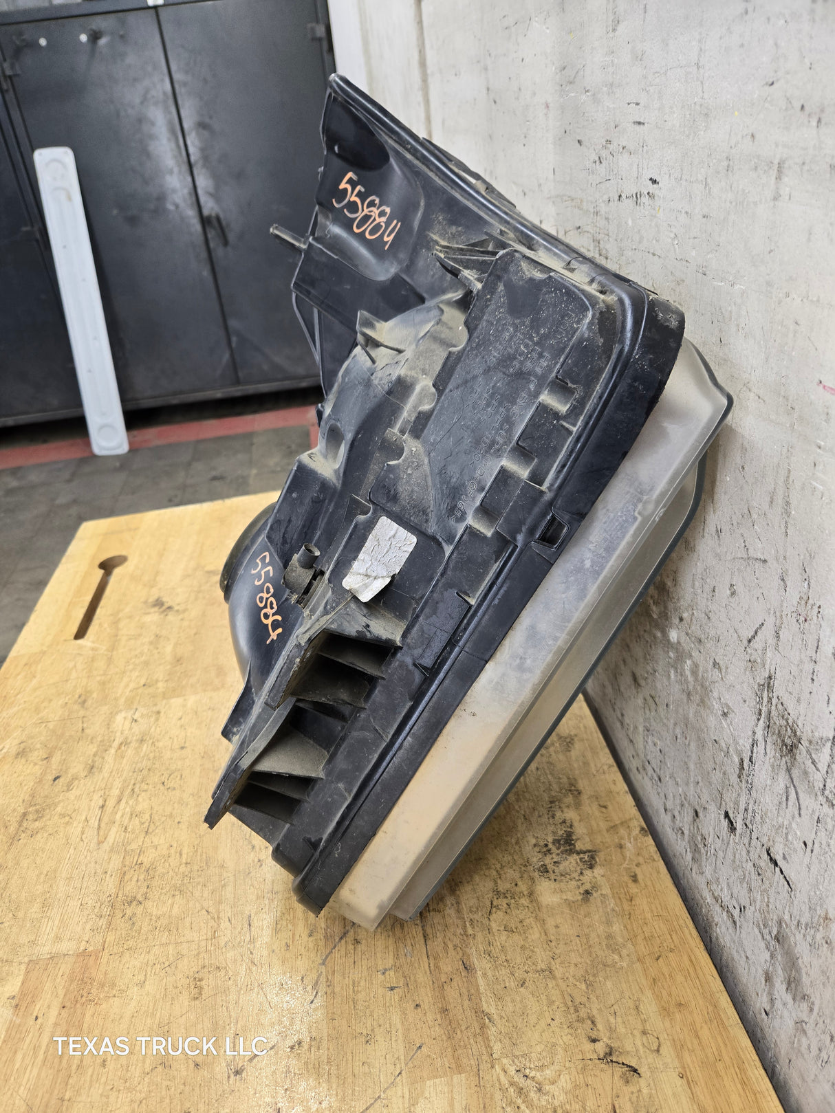 2011-2016 Ford Super Duty F250 F350 F450 F550 LH Driver Side Headlight 6.7L Power Stroke 6.2L Gas BC34-13006-A