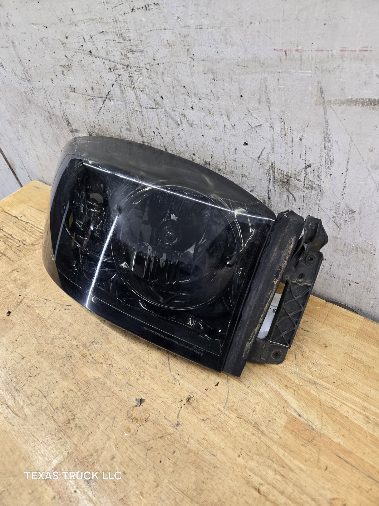 2006-2008 Dodge Ram 3rd Gen 1500 2500 3500 Smoked Headlight Pair