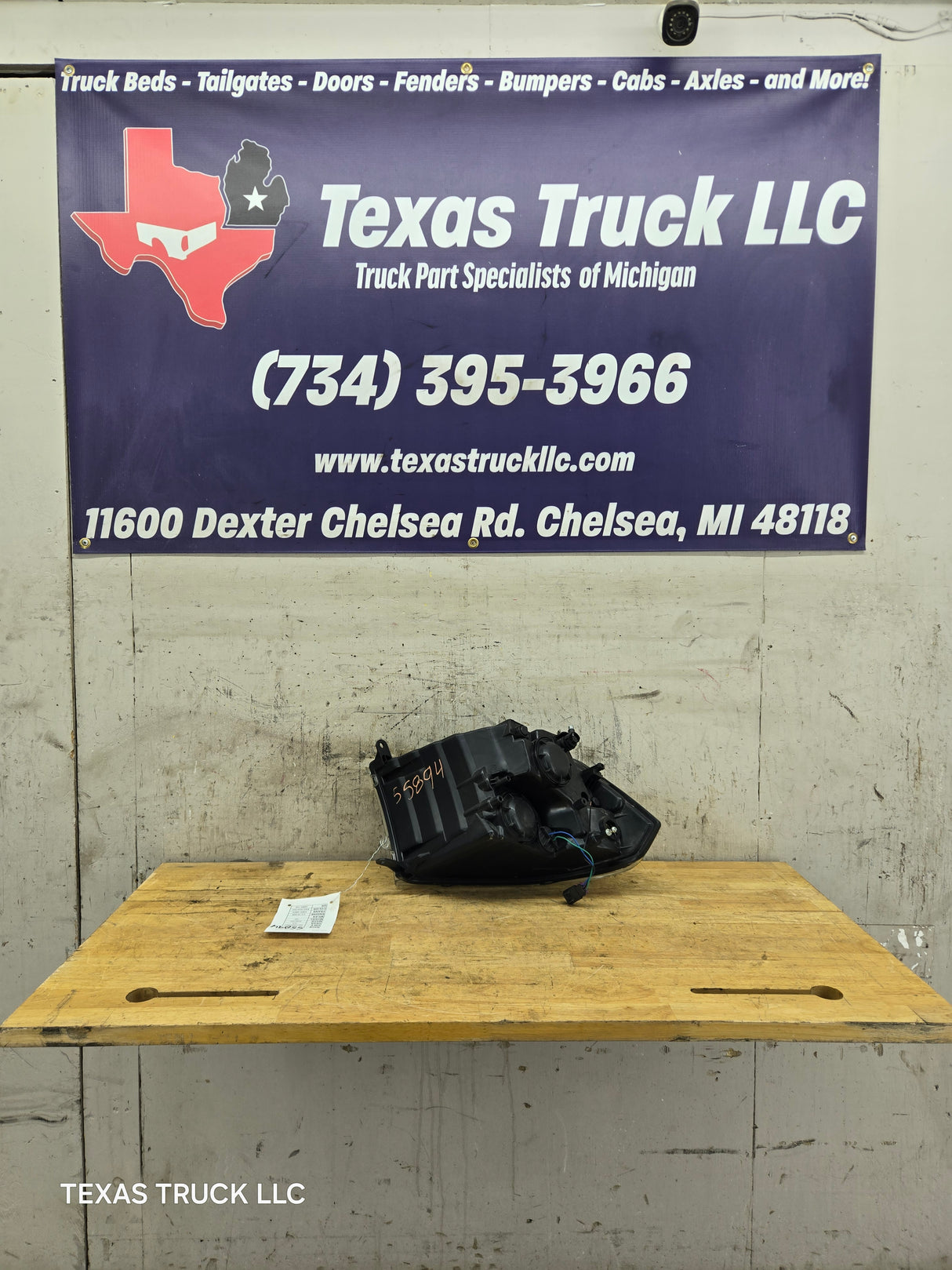 2013-2024 Dodge Ram 4th gen 1500 2500 3500 RH Passenger Side Headlight