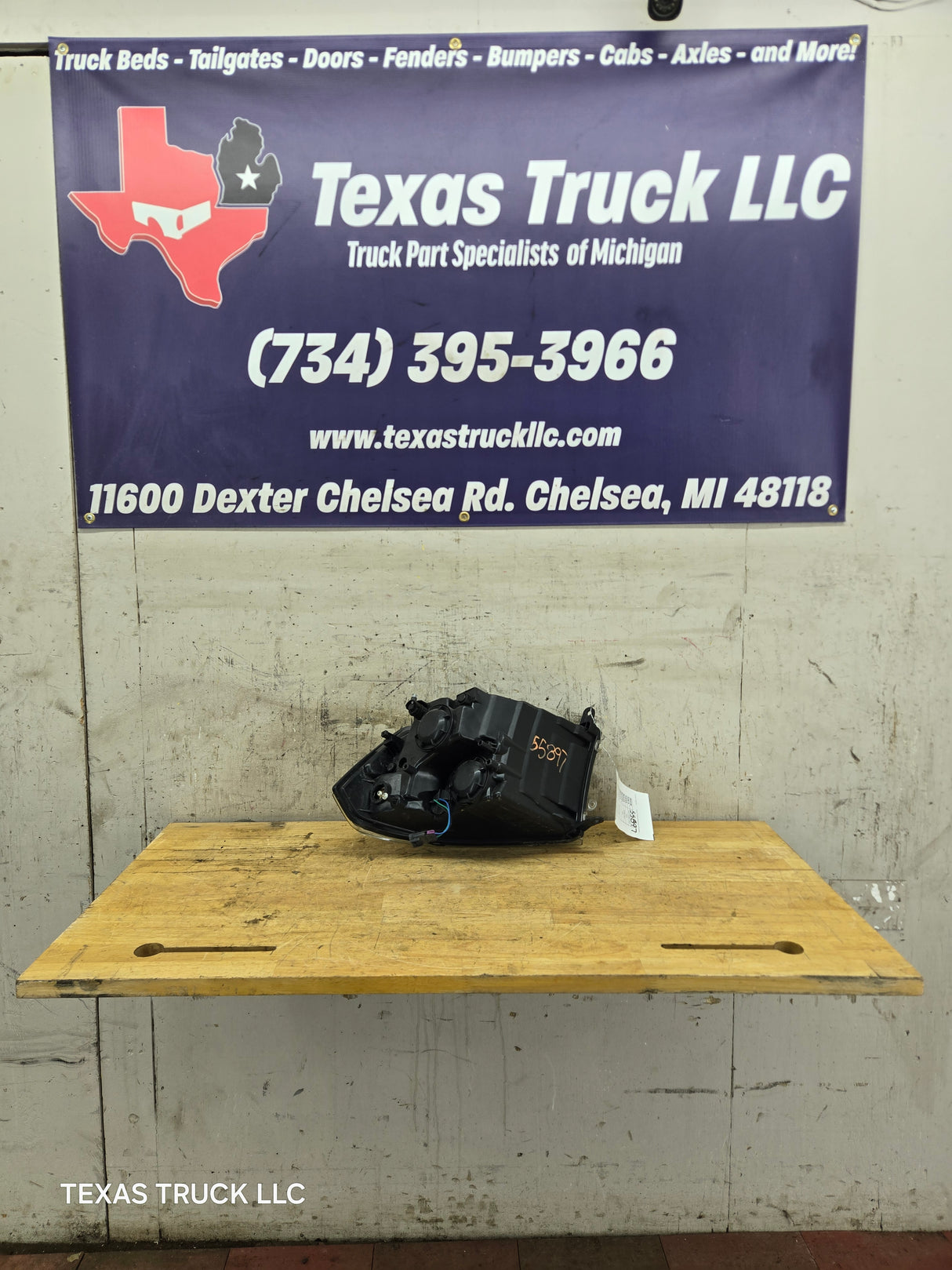 2013-2024 Dodge Ram 4th gen 1500 2500 3500 LH Driver Side Headlight