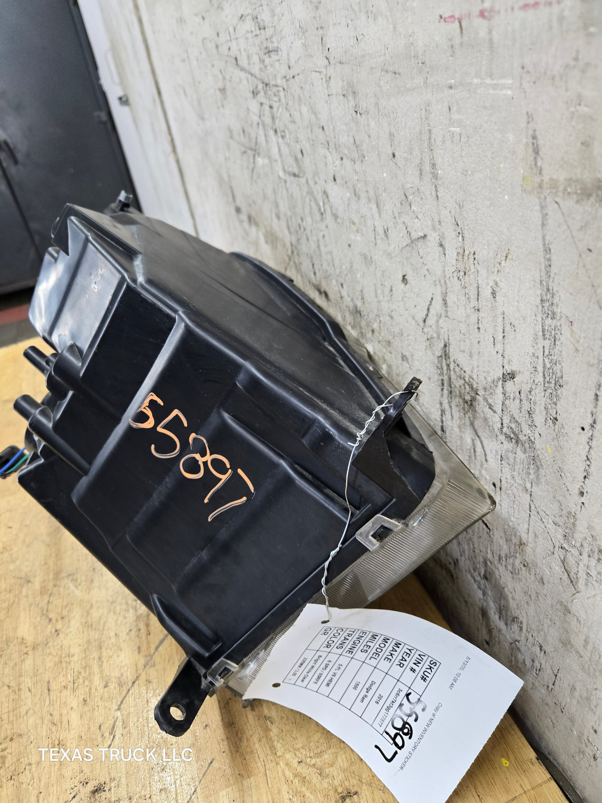 2013-2024 Dodge Ram 4th gen 1500 2500 3500 LH Driver Side Headlight