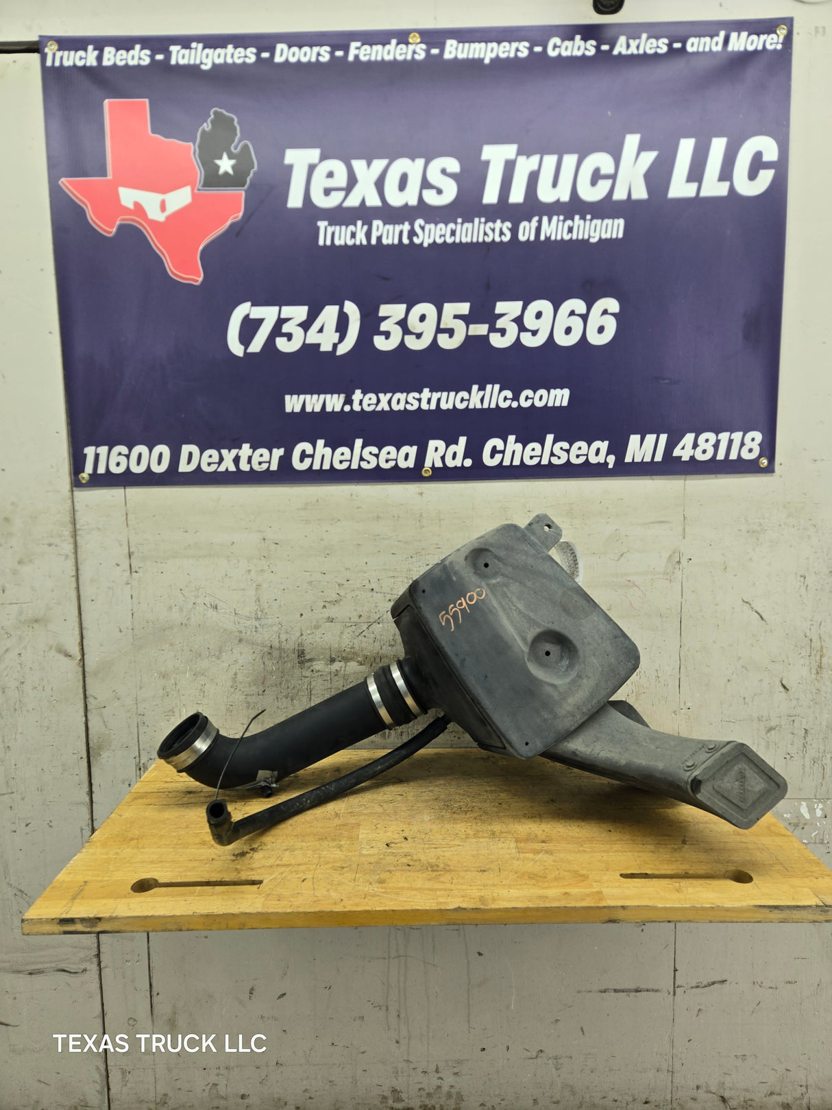 2004-2008 Dodge Ram 1500 5.7L S&B Performance Air Intake Box Used