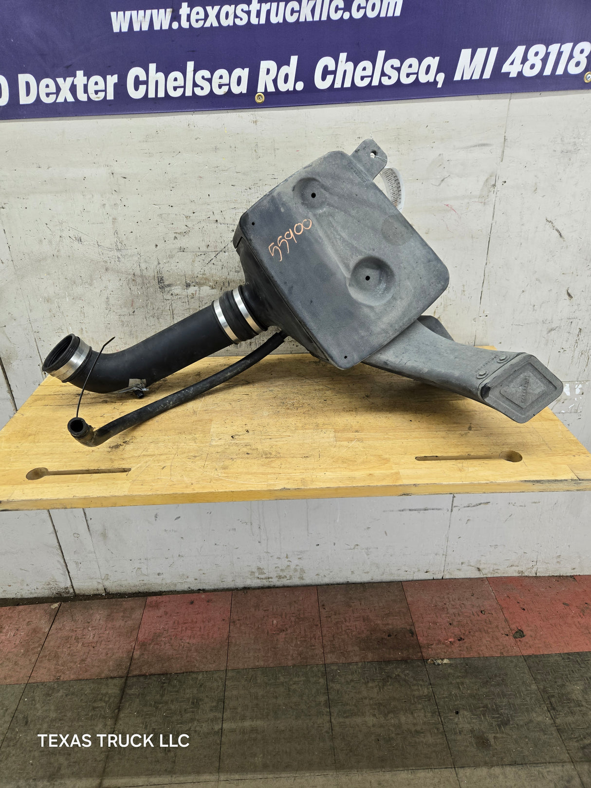 2004-2008 Dodge Ram 1500 5.7L S&B Performance Air Intake Box Used