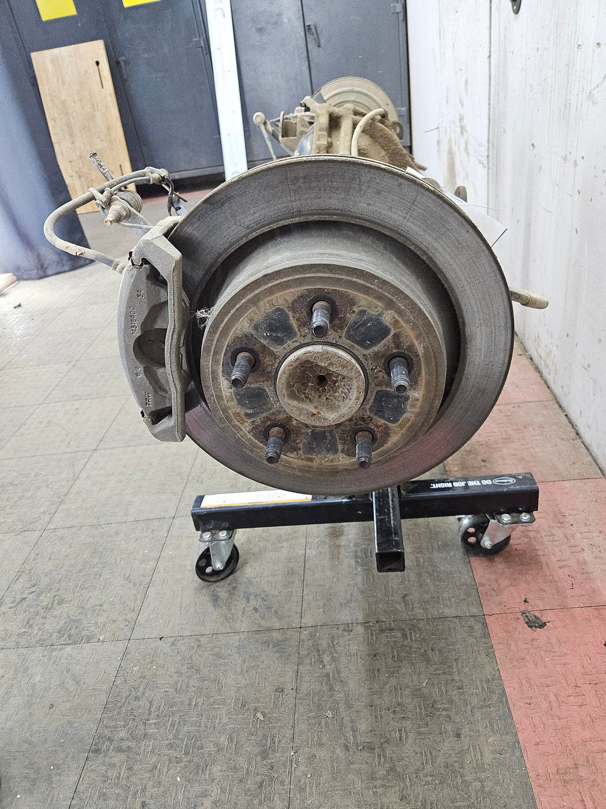 2009-2010 Dodge Ram 1500 3.92 9.25" Ratio OEM Rear Axle Rear End 4th Gen